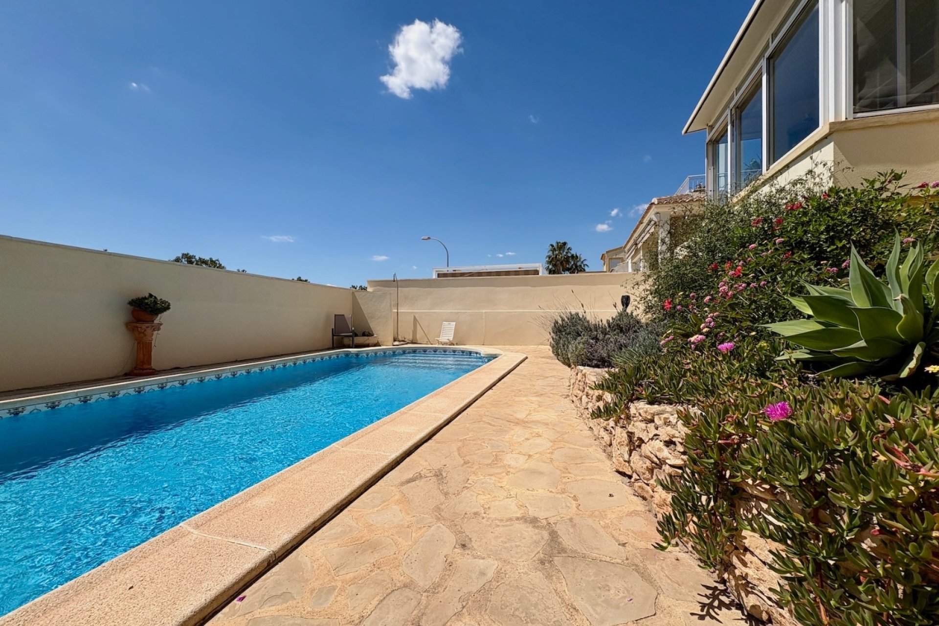 Resale - Villa - Orihuela Costa - Villamartin