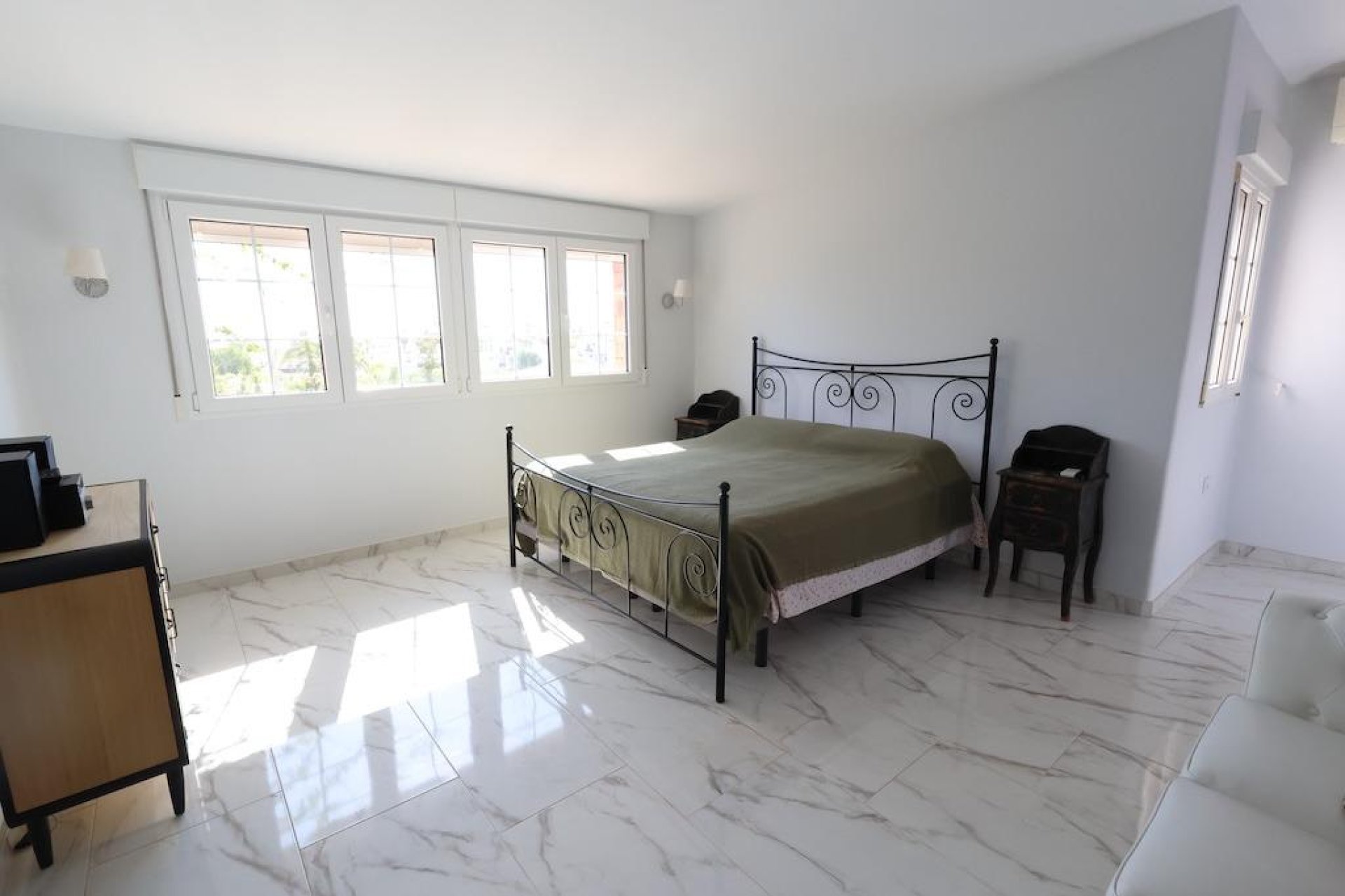 Resale - Villa - Orihuela Costa - Villamartin