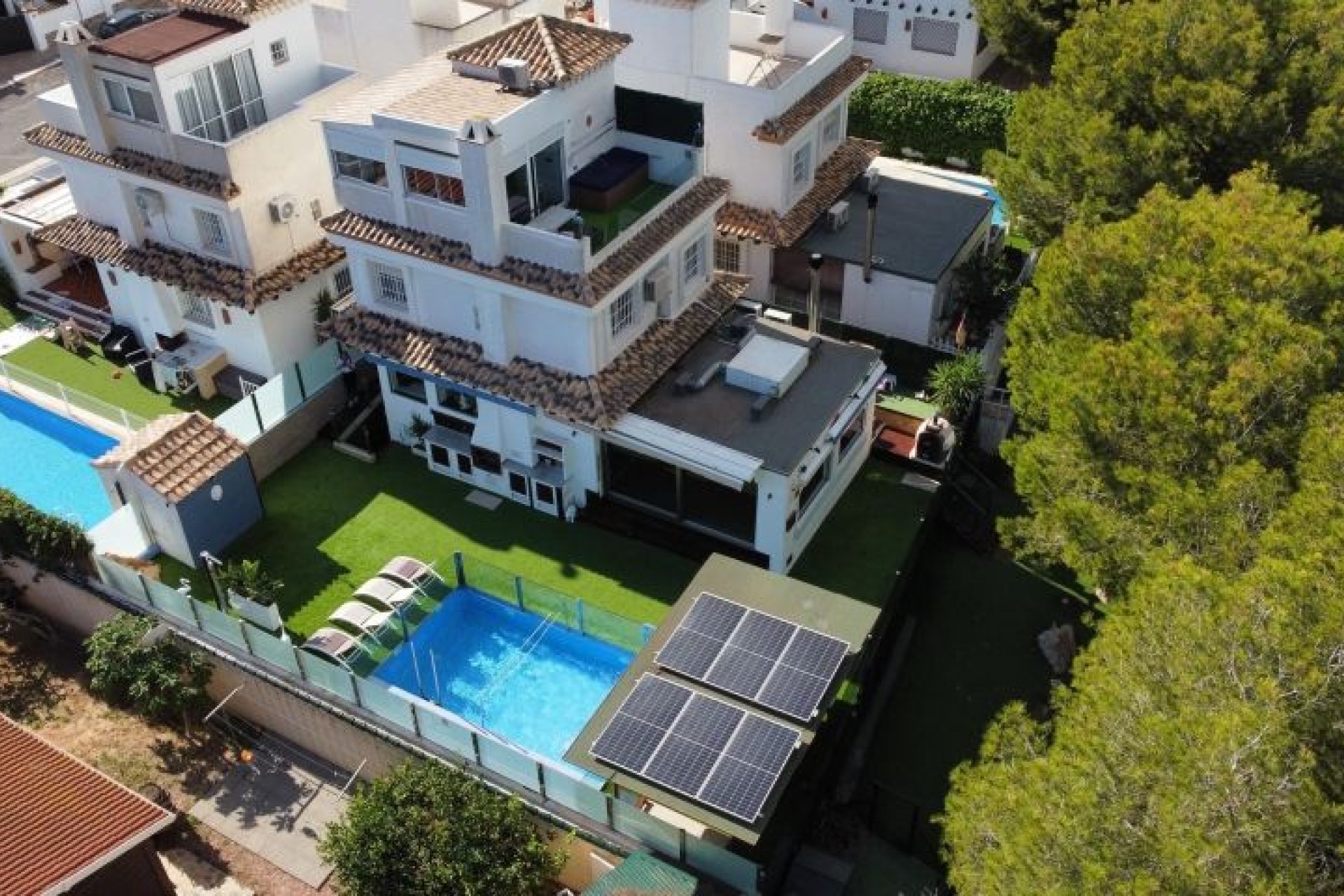 Resale - Villa - Orihuela Costa