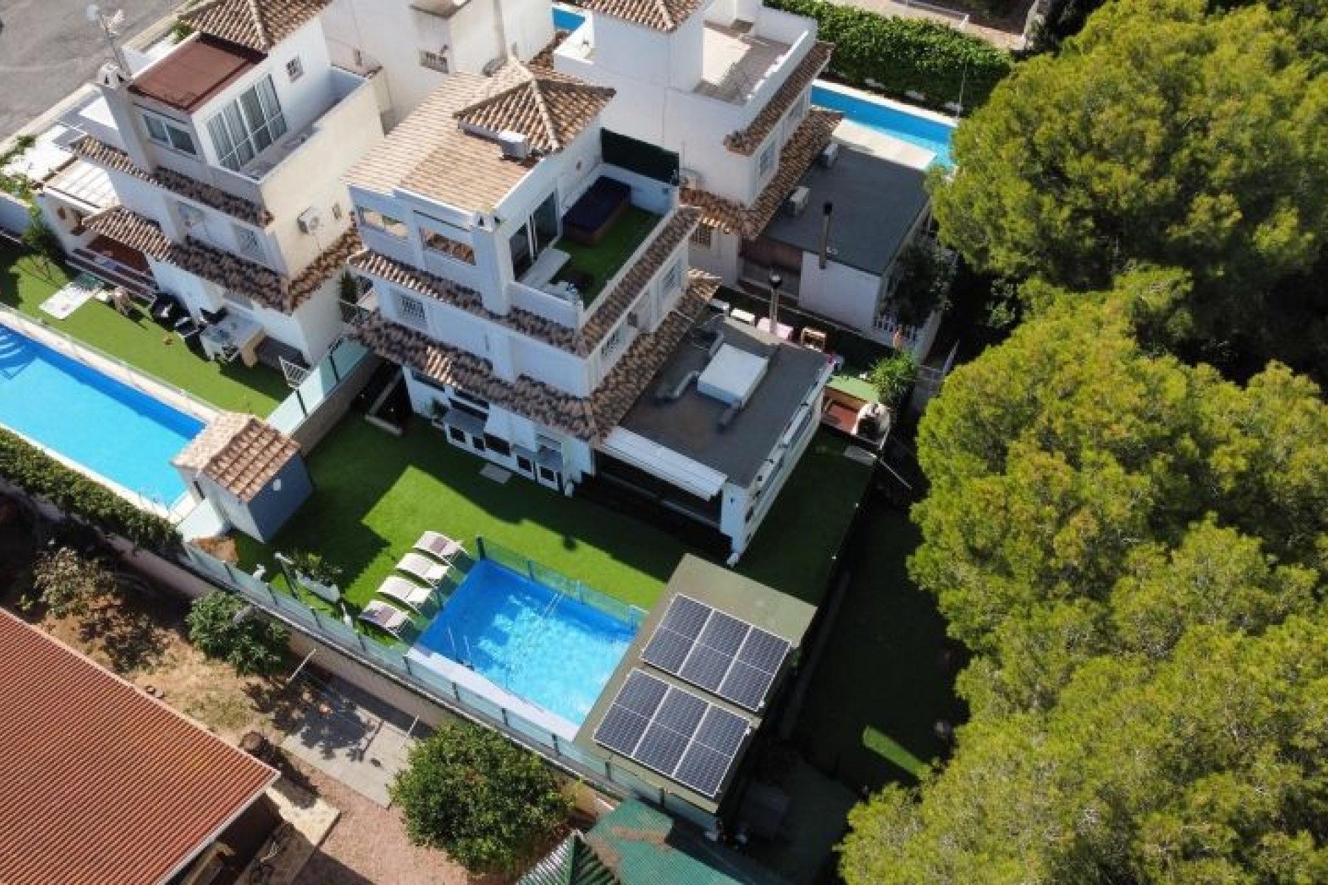 Resale - Villa - Orihuela Costa