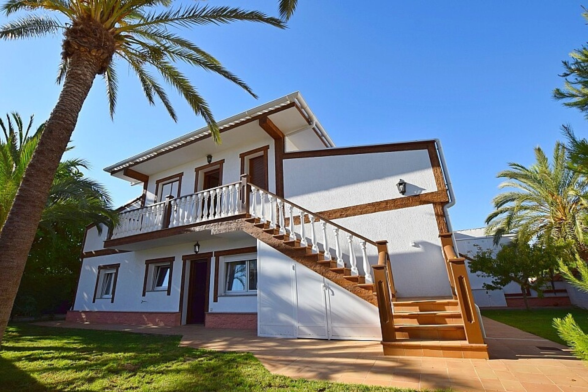Resale - Villa - Orihuela Costa