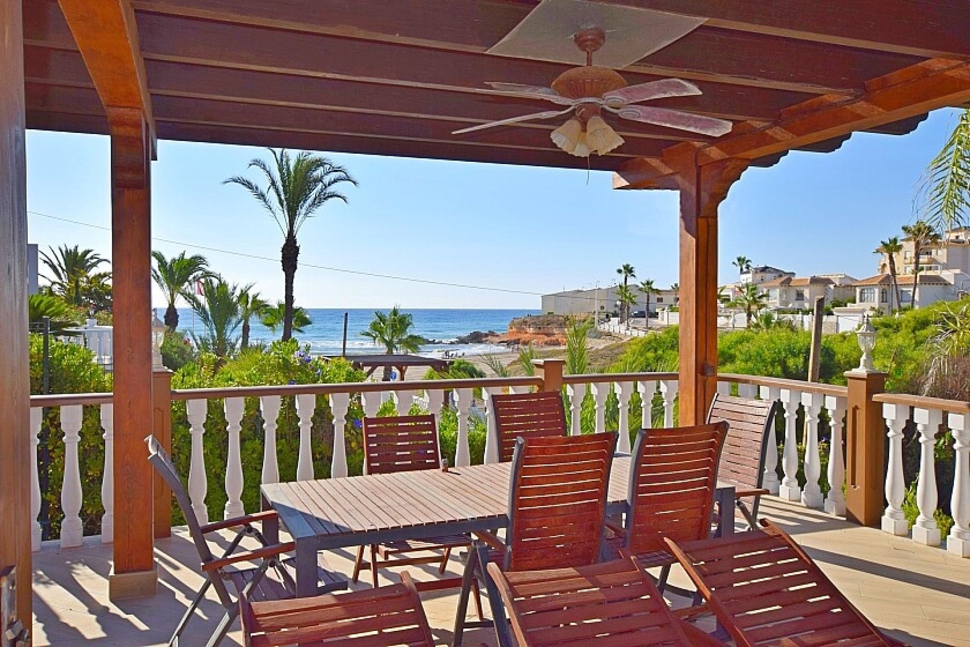 Resale - Villa - Orihuela Costa