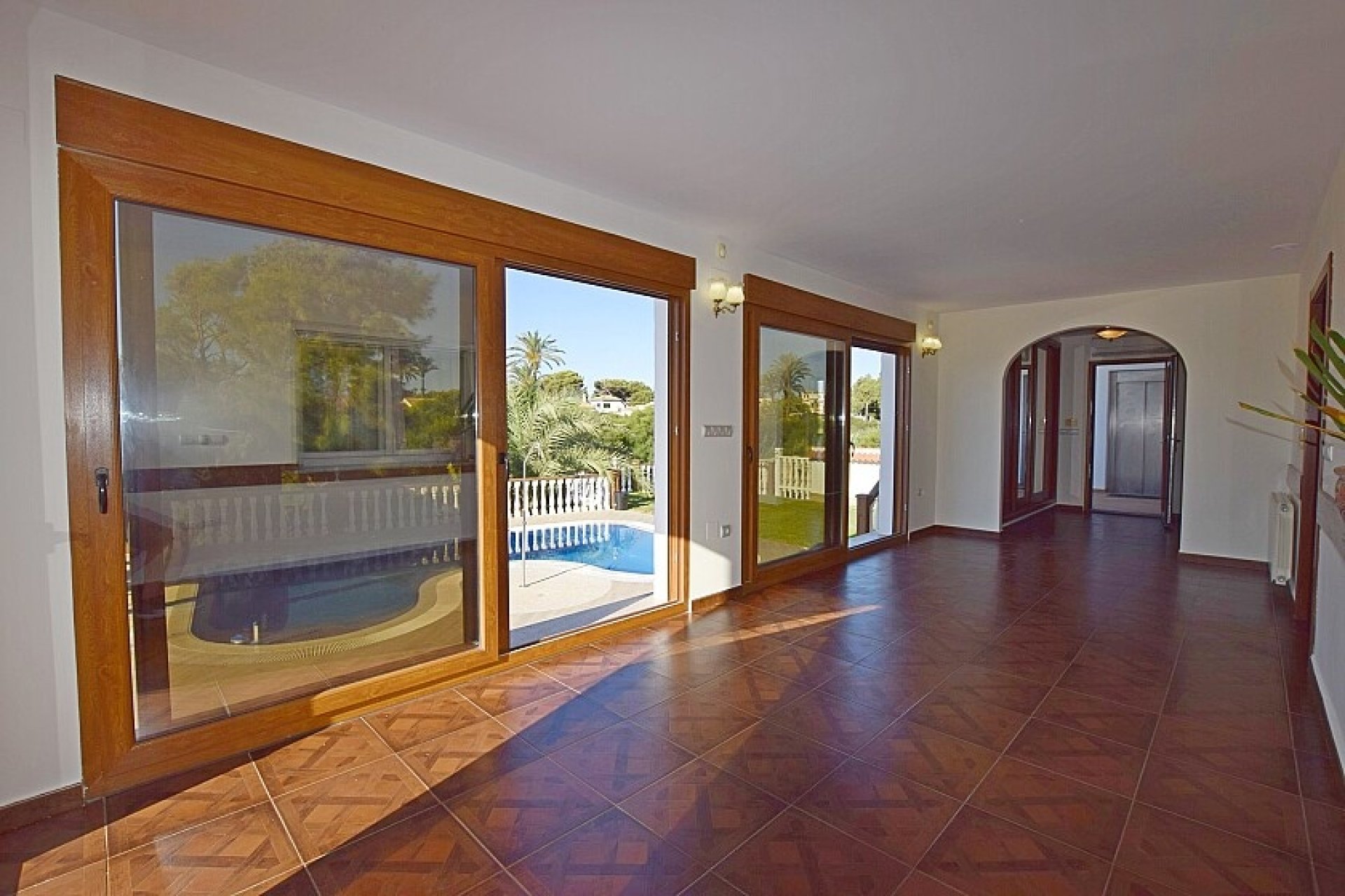 Resale - Villa - Orihuela Costa