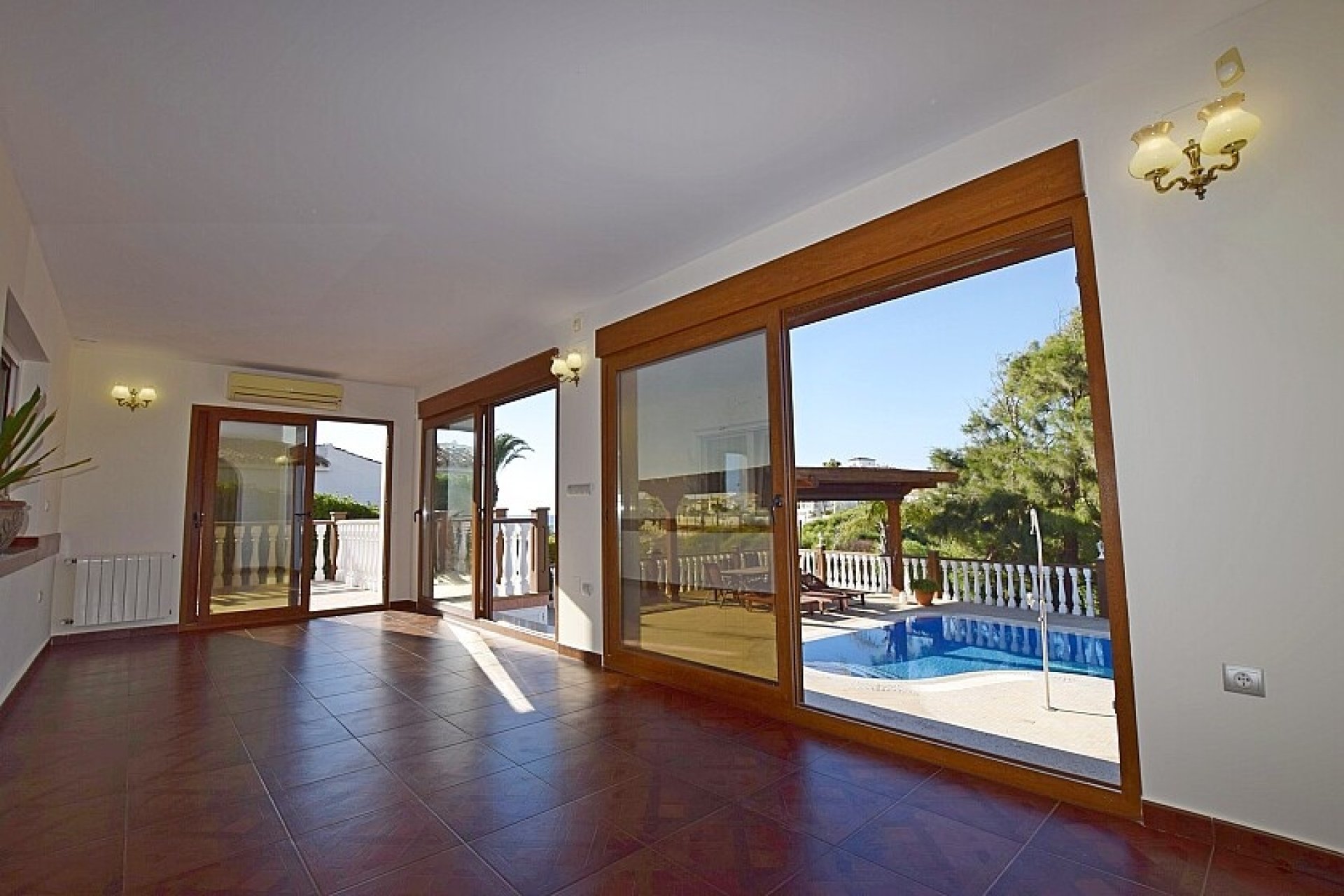 Resale - Villa - Orihuela Costa