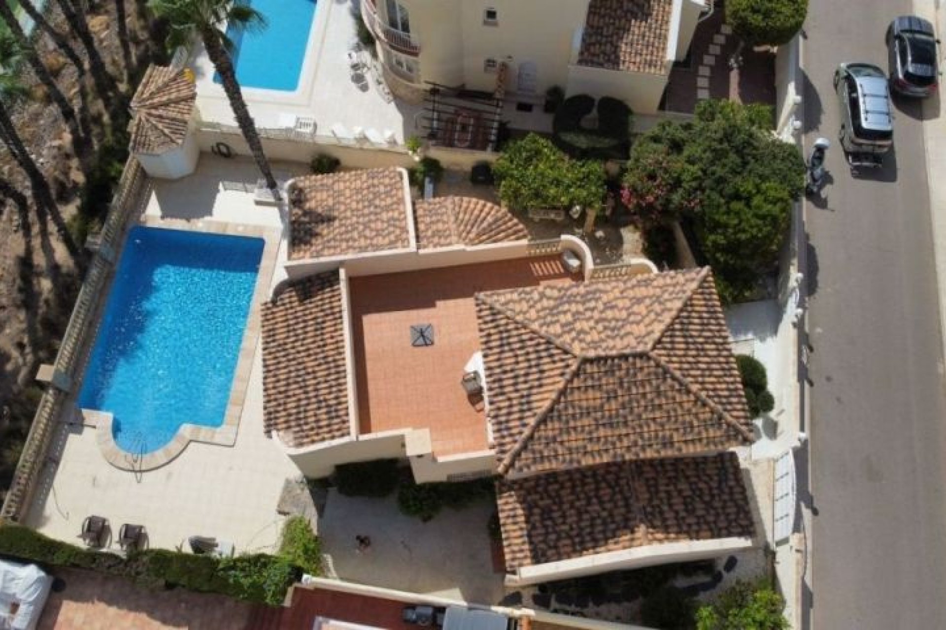 Resale - Villa - Orihuela Costa