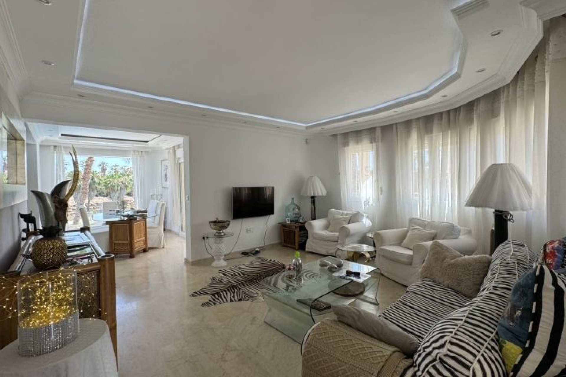Resale - Villa - Orihuela Costa