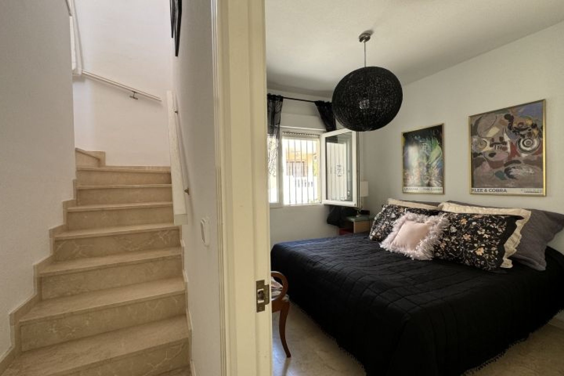 Resale - Villa - Orihuela Costa