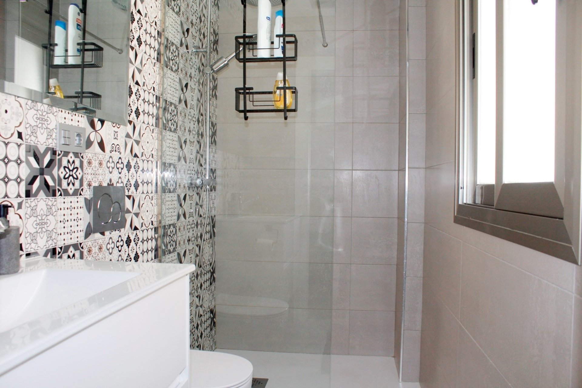 Resale - Villa - Orihuela Costa