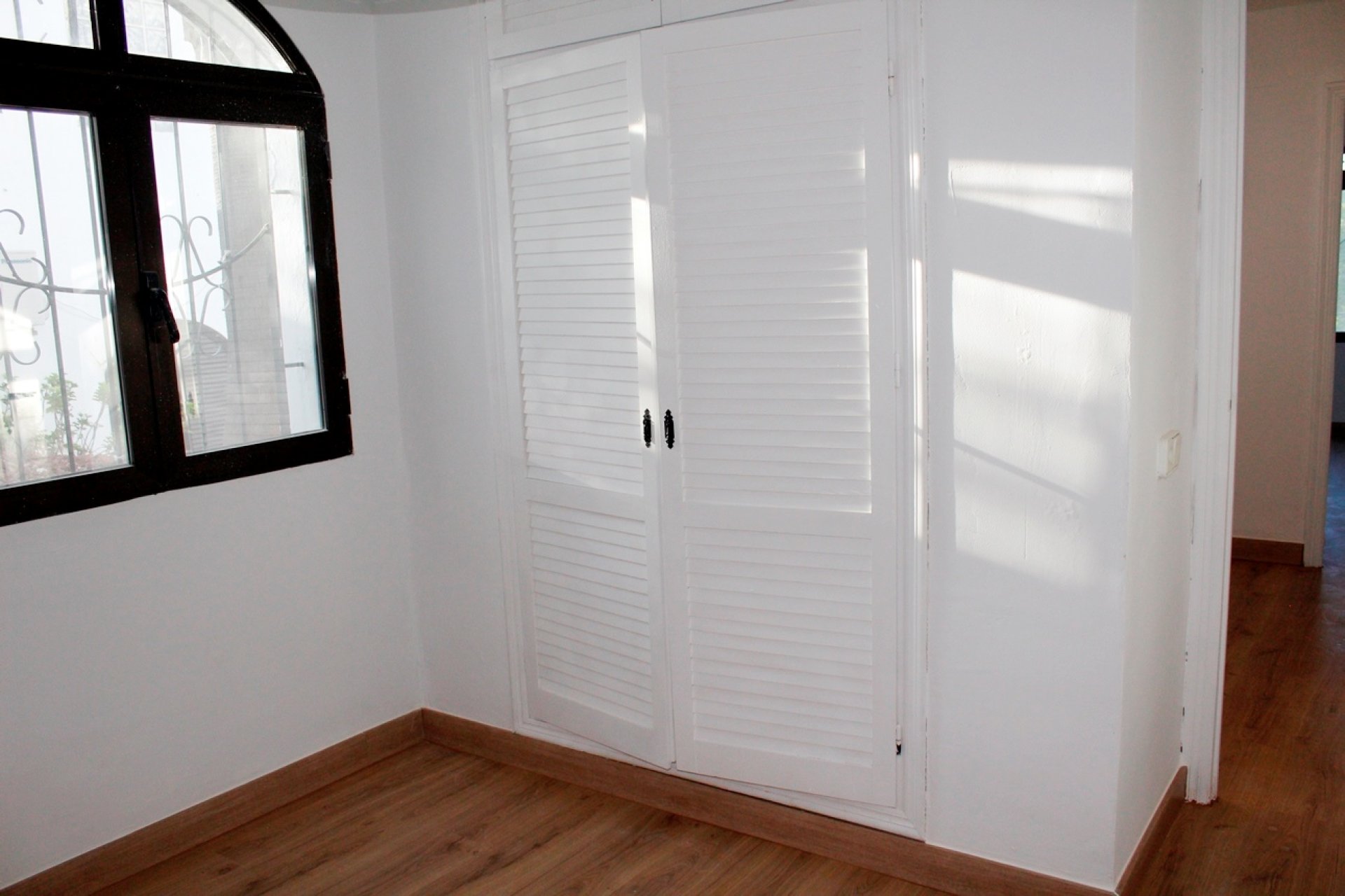 Resale - Villa - Orihuela Costa
