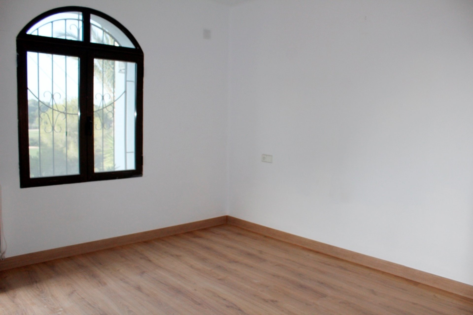 Resale - Villa - Orihuela Costa