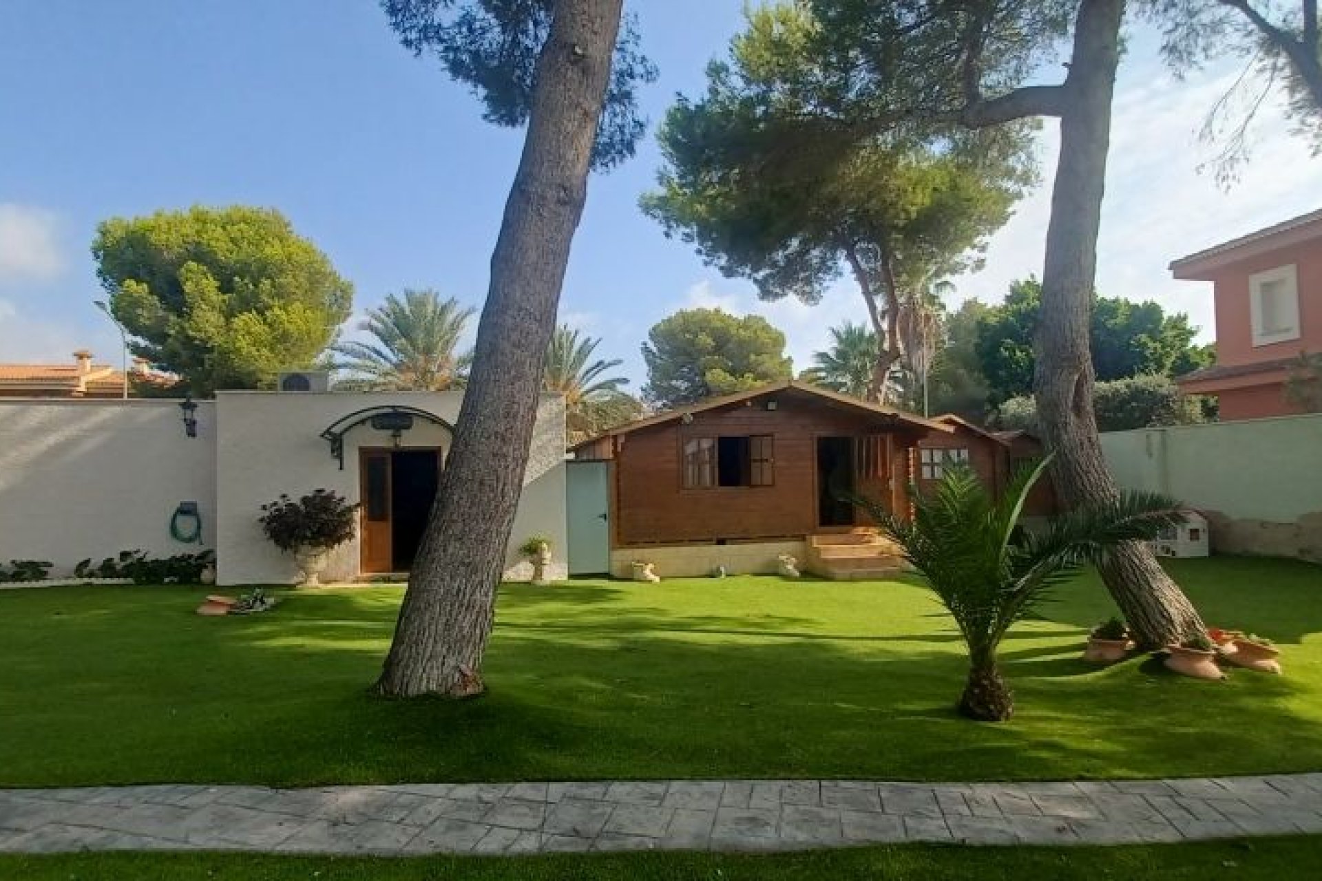 Resale - Villa - Orihuela Costa
