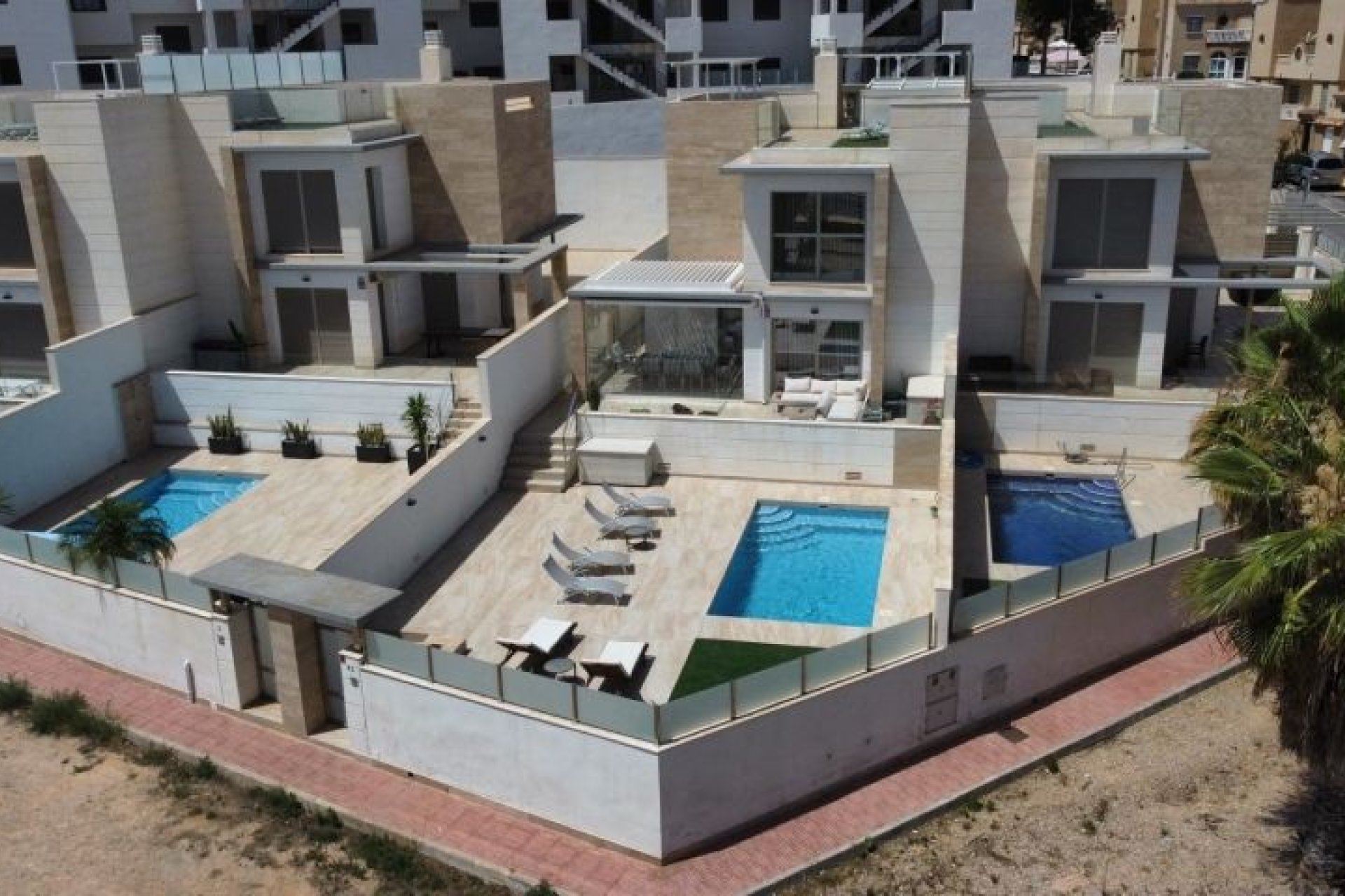 Resale - Villa - Orihuela Costa