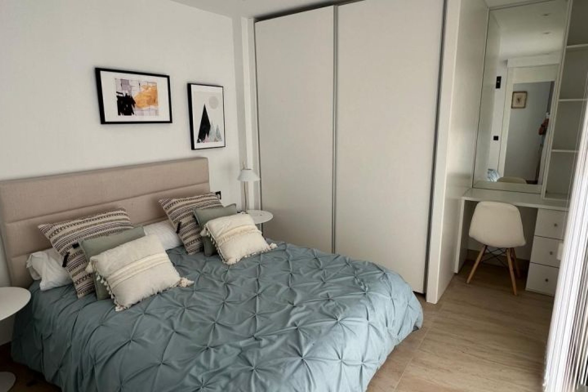 Resale - Villa - Orihuela Costa