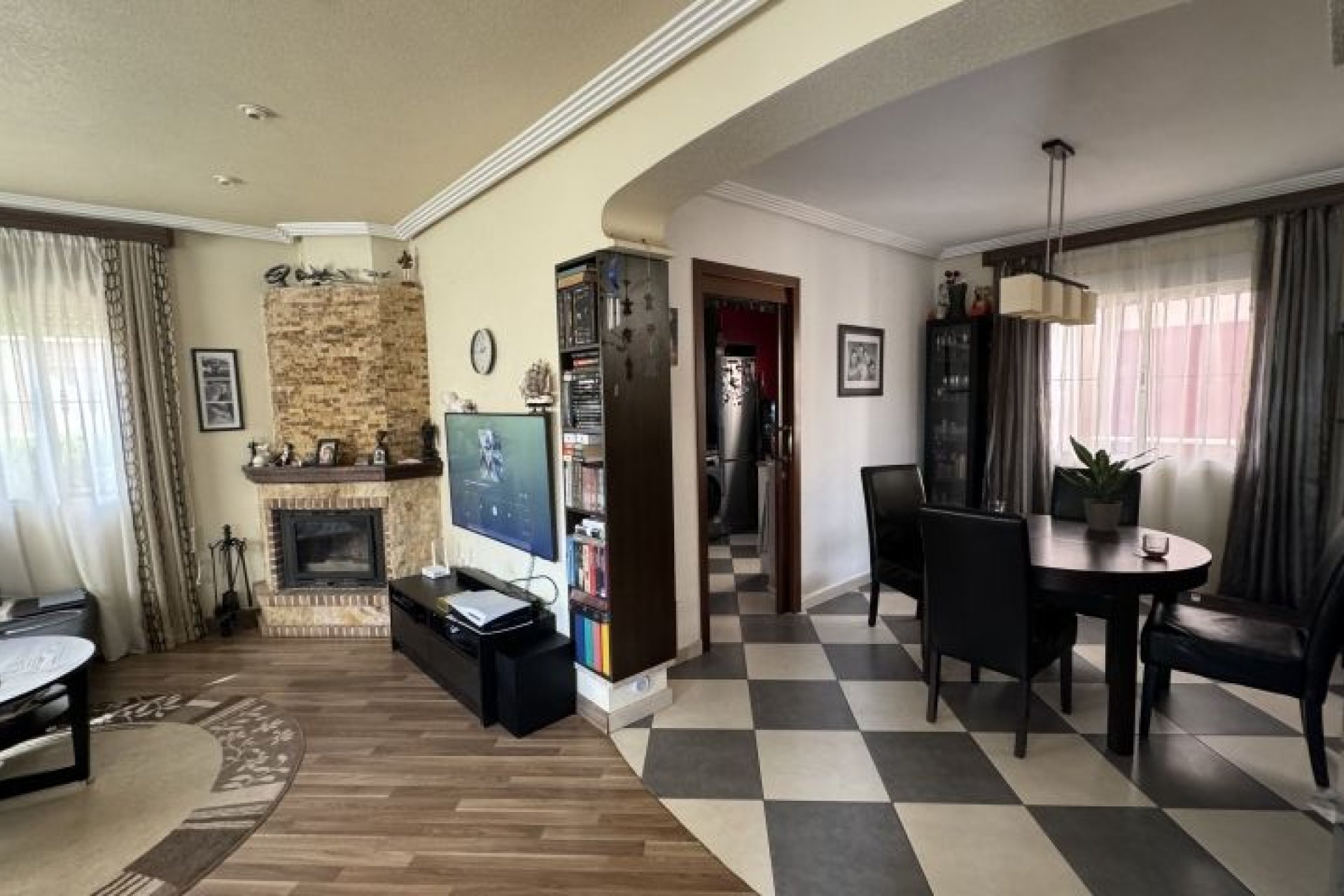 Resale - Villa - Orihuela Costa