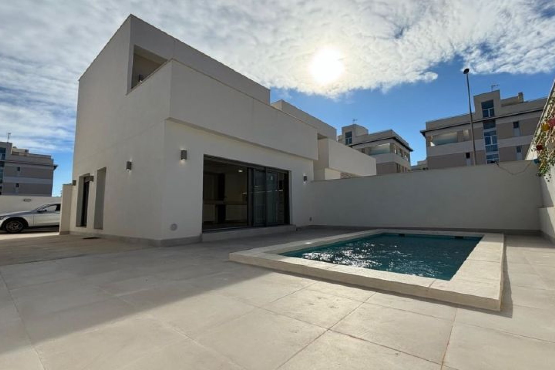 Resale - Villa - Orihuela Costa
