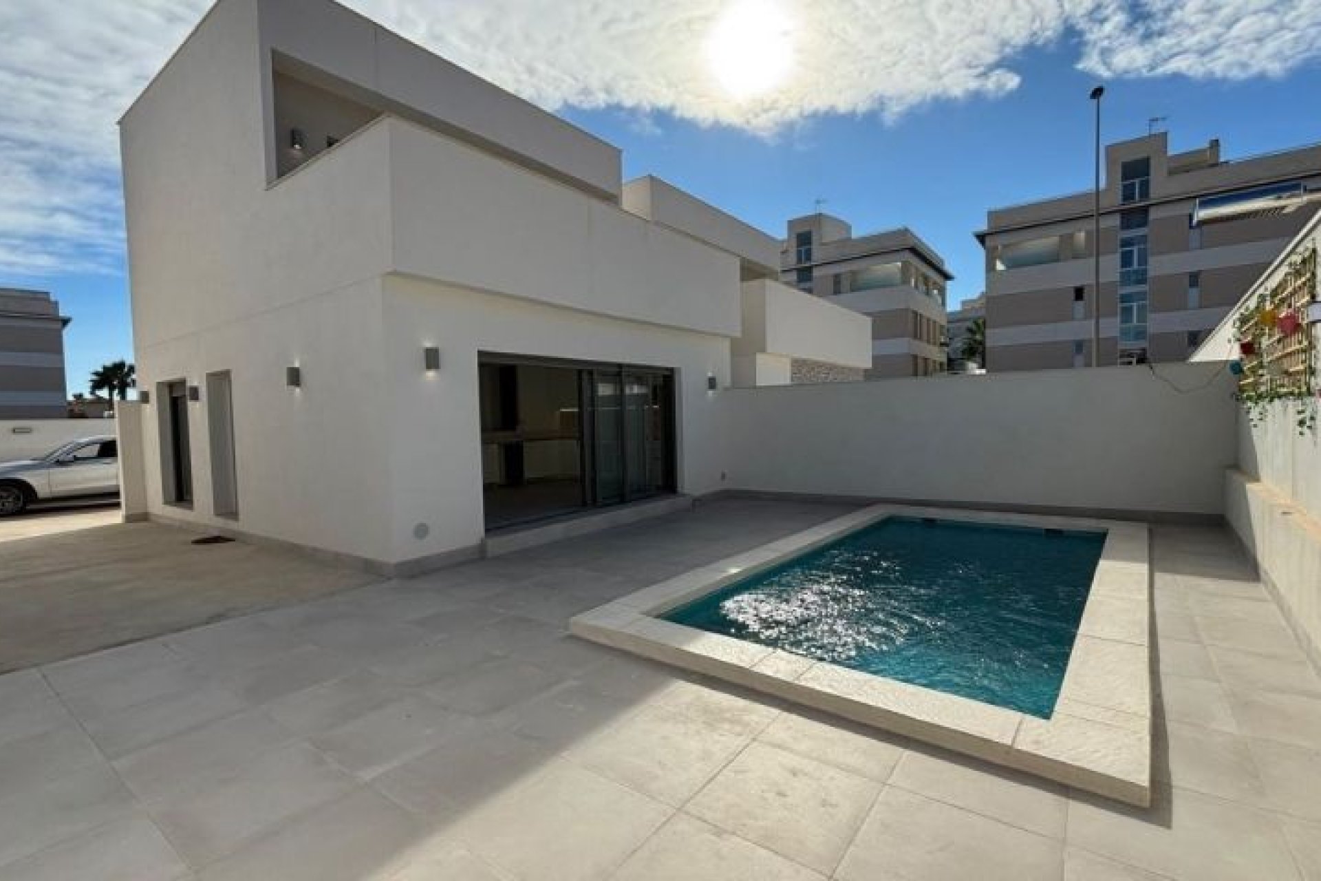 Resale - Villa - Orihuela Costa