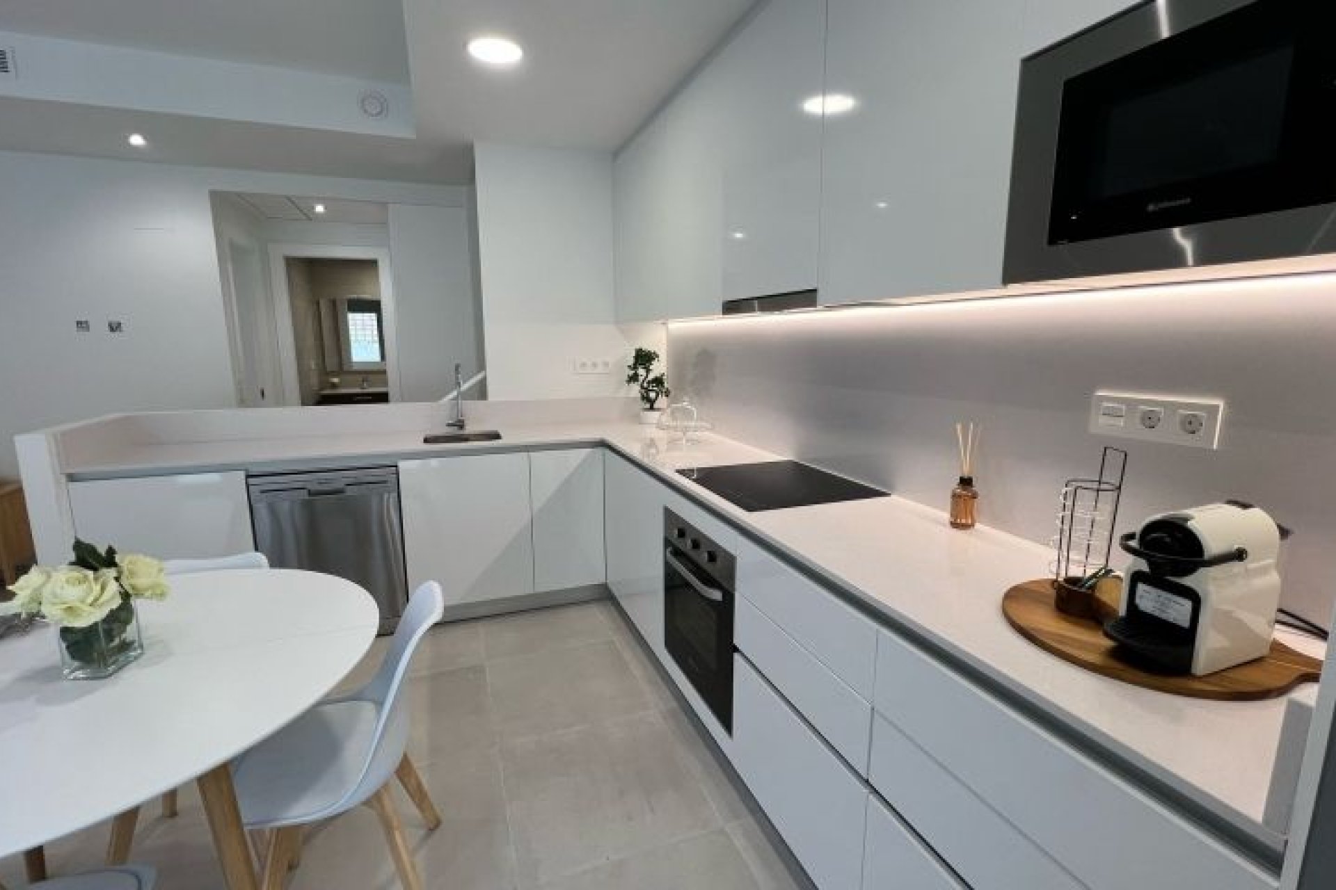 Resale - Villa - Orihuela Costa