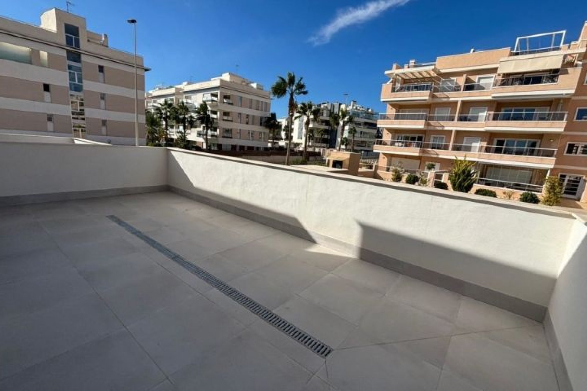 Resale - Villa - Orihuela Costa