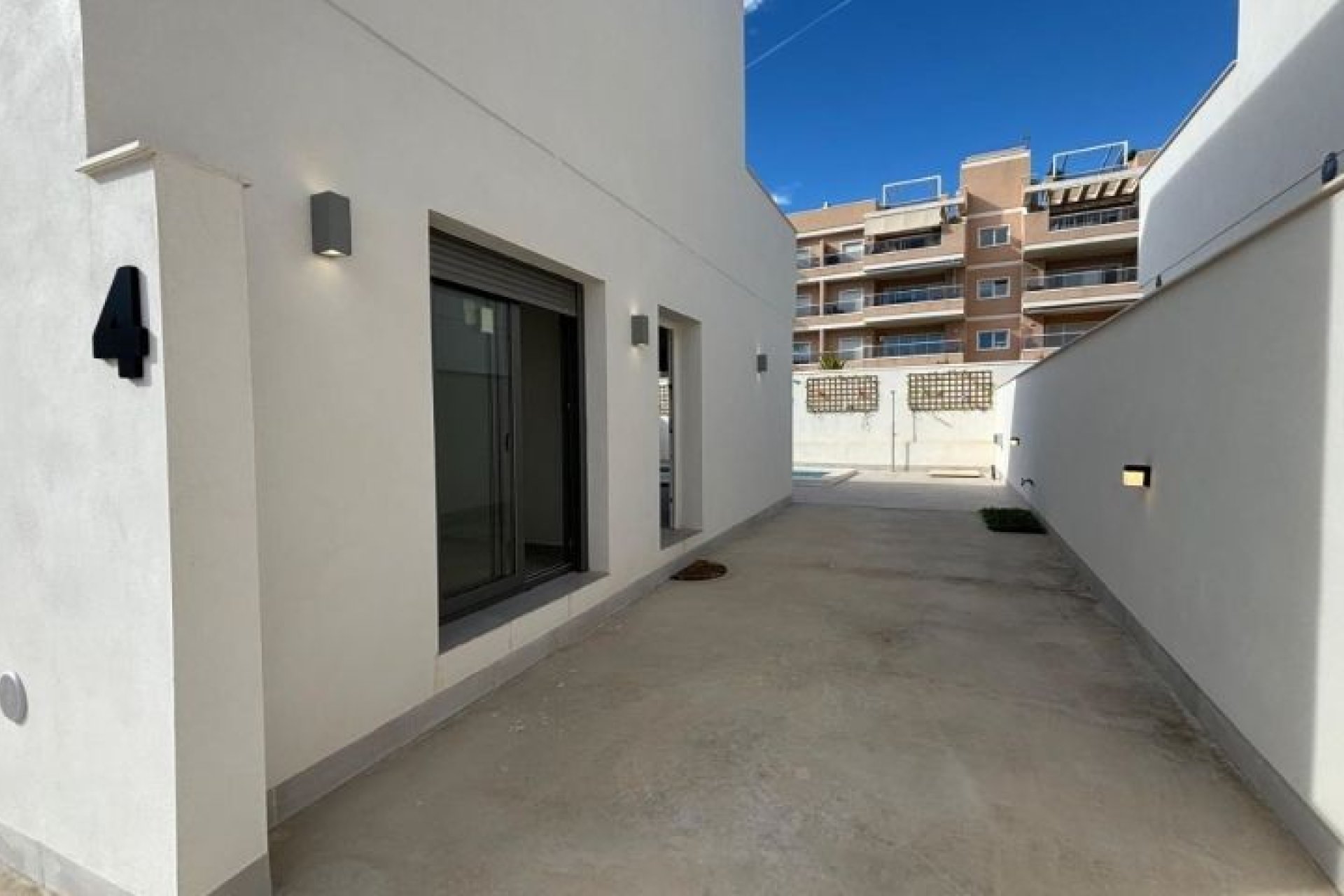Resale - Villa - Orihuela Costa