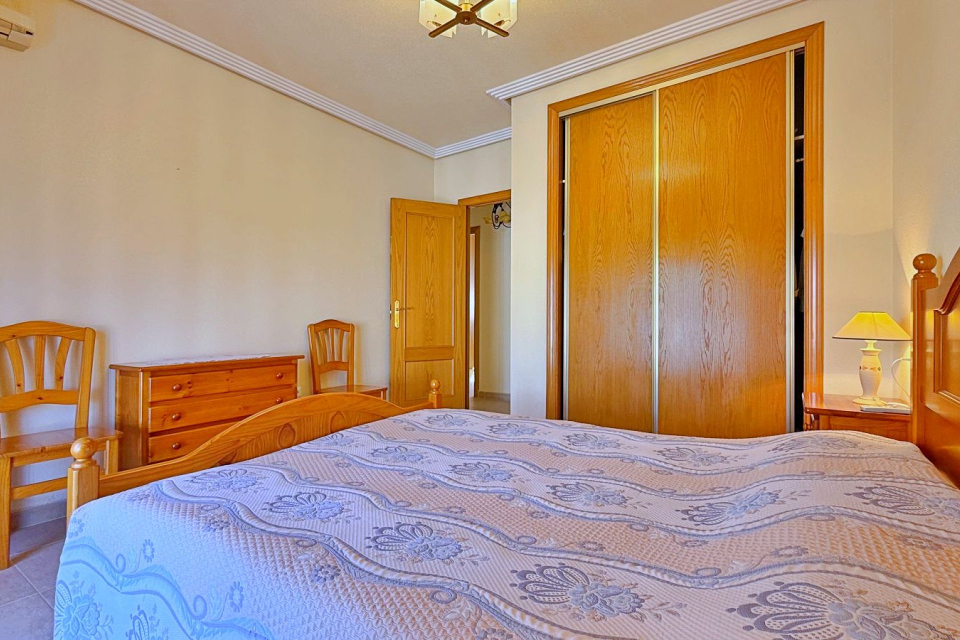 Resale - Villa - Orihuela - Orihuela Costa