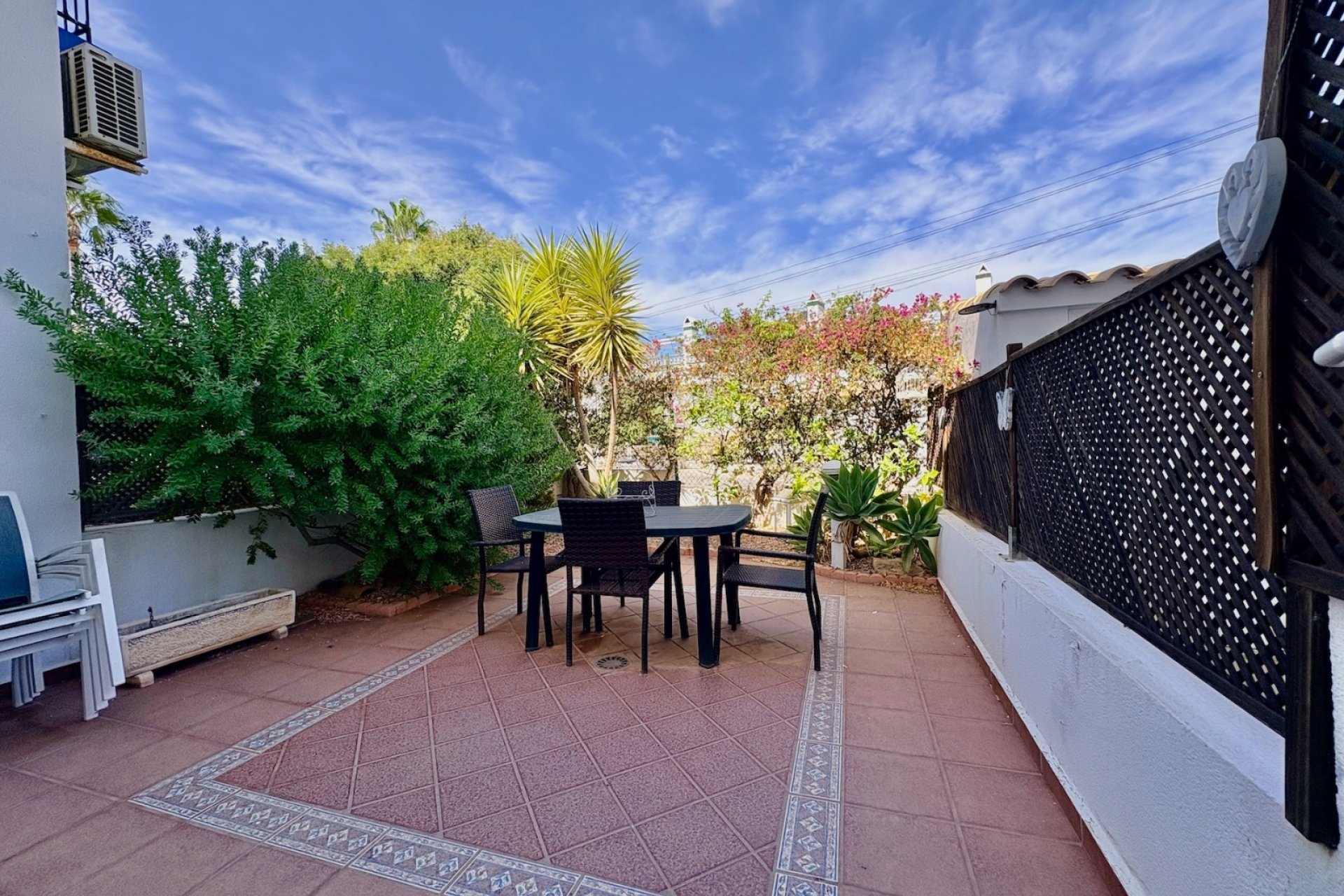 Resale - Villa - Orihuela - Villamartin