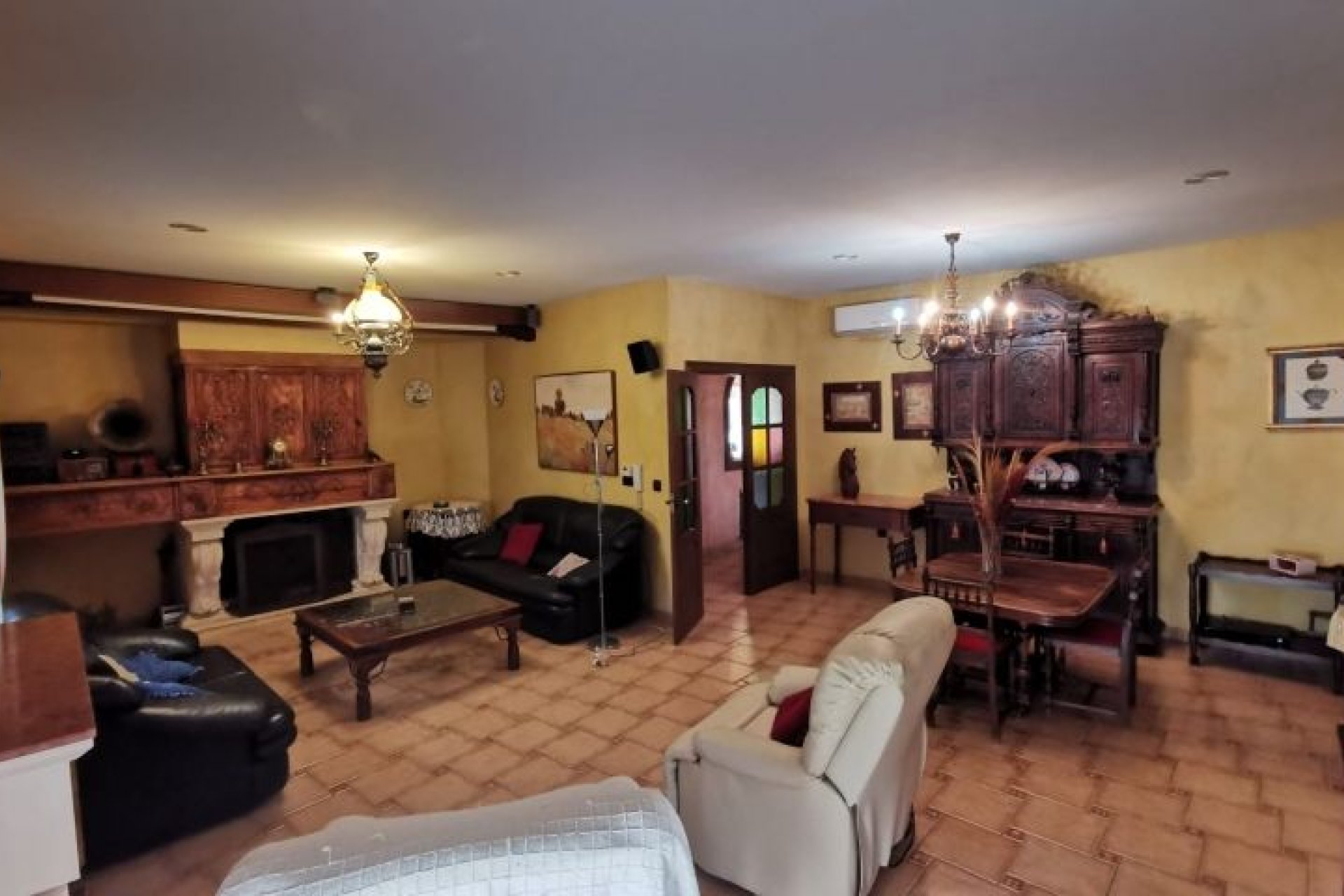 Resale - Villa - Orihuela