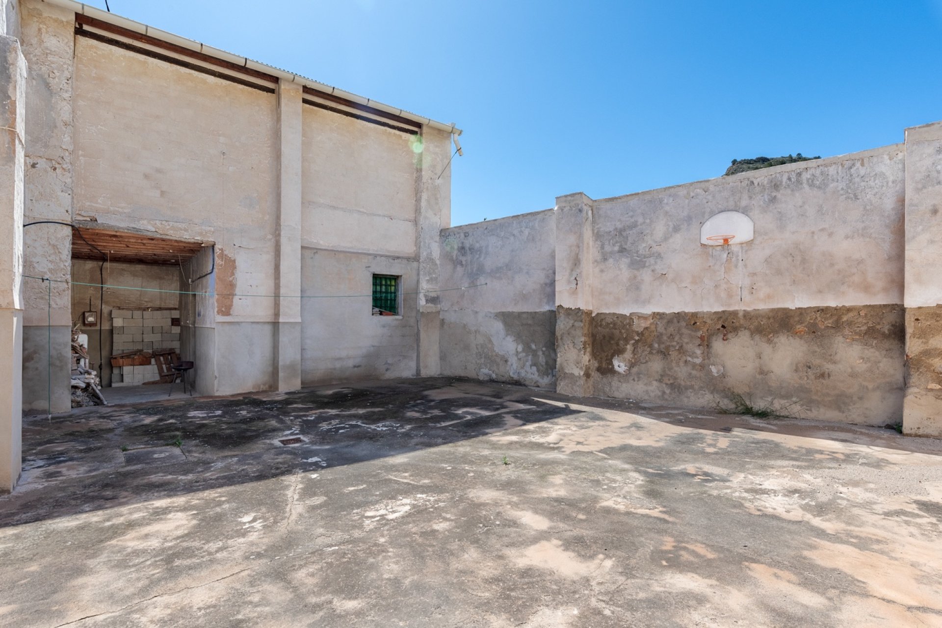 Resale - Villa - Orihuela