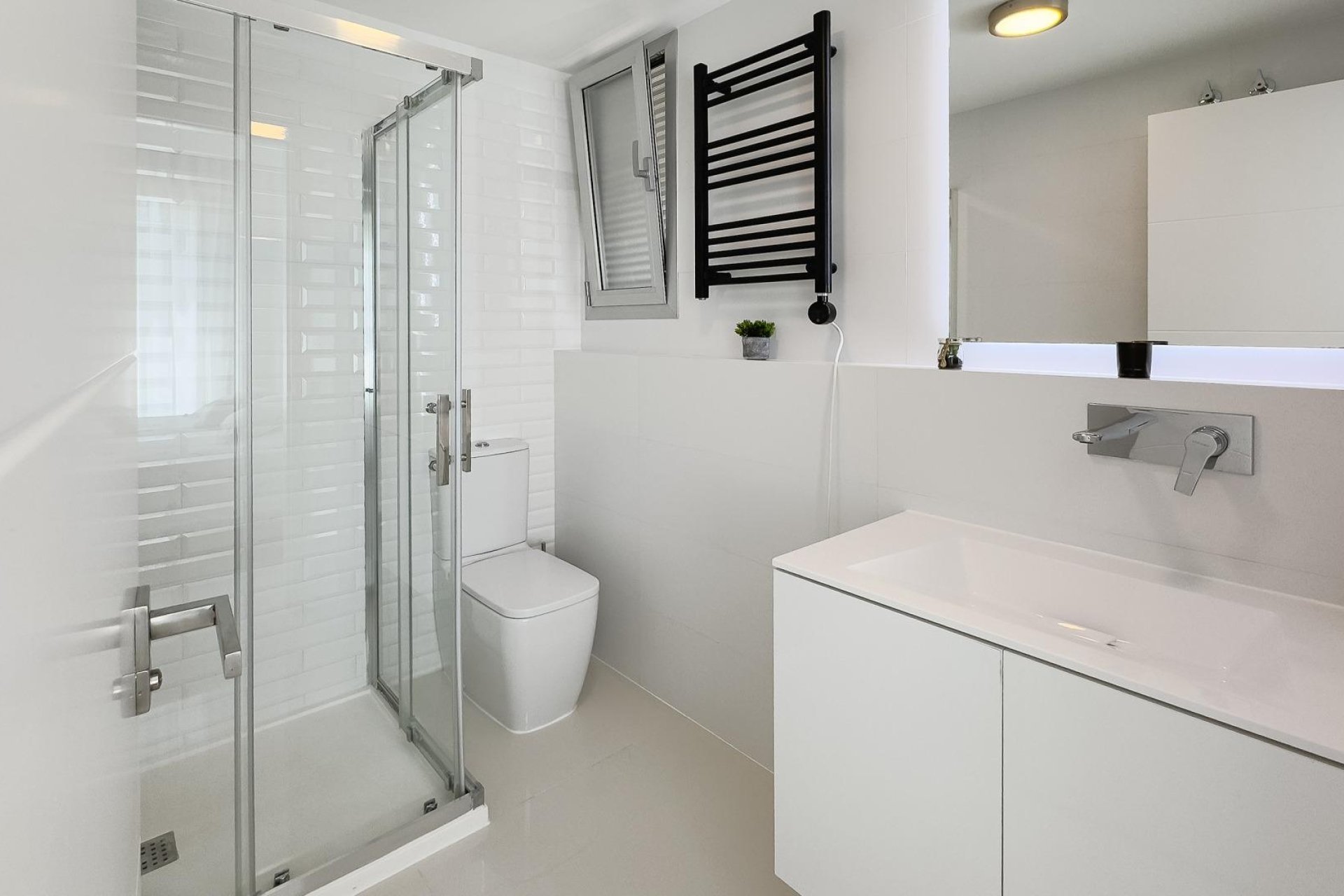 Resale - Villa - Pilar de la Horadada - Pueblo Latino