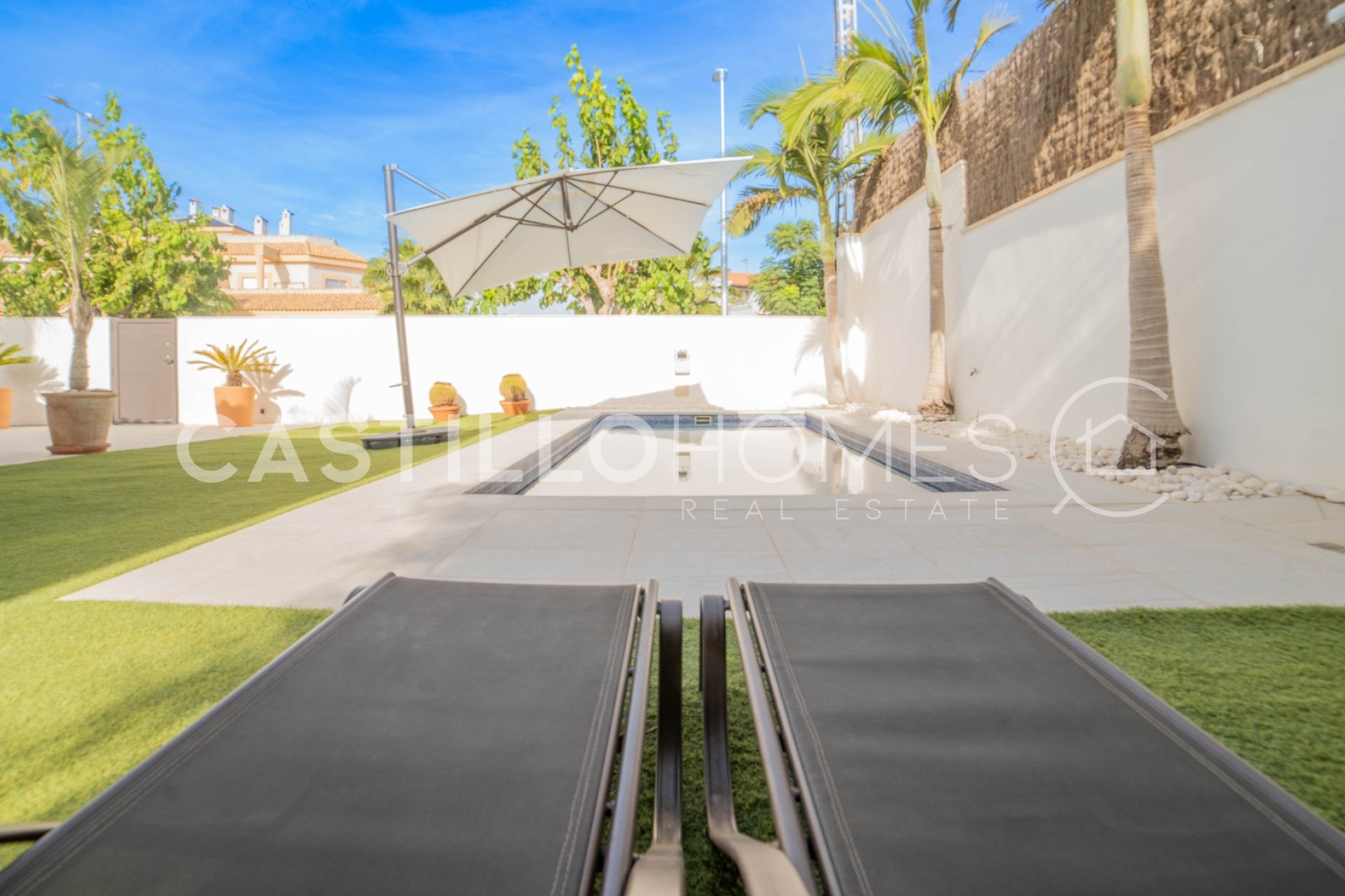 Resale - Villa - Pilar de la Horadada - Torre De La Horadada