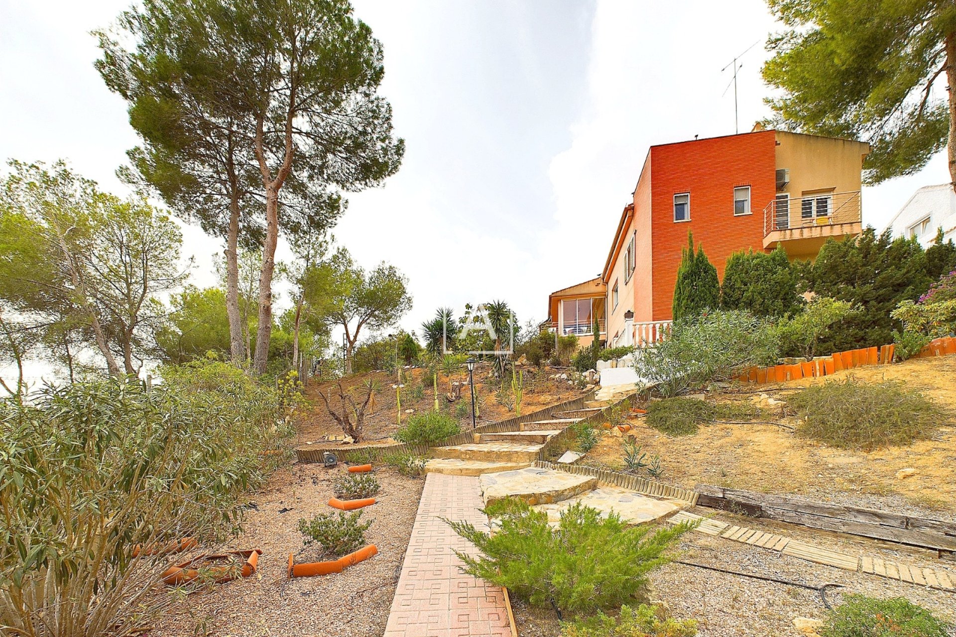 Resale - Villa - Pinar de Campoverde