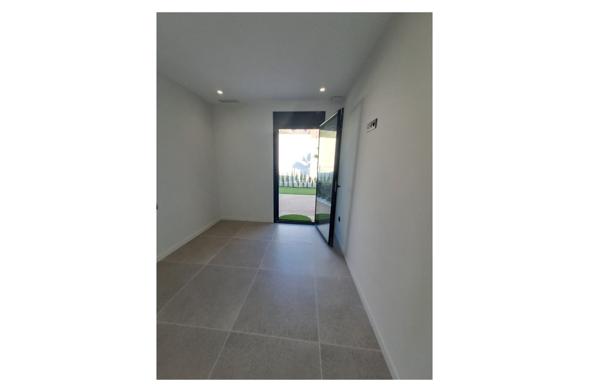 Resale - Villa - Polop - Urbanizaciones