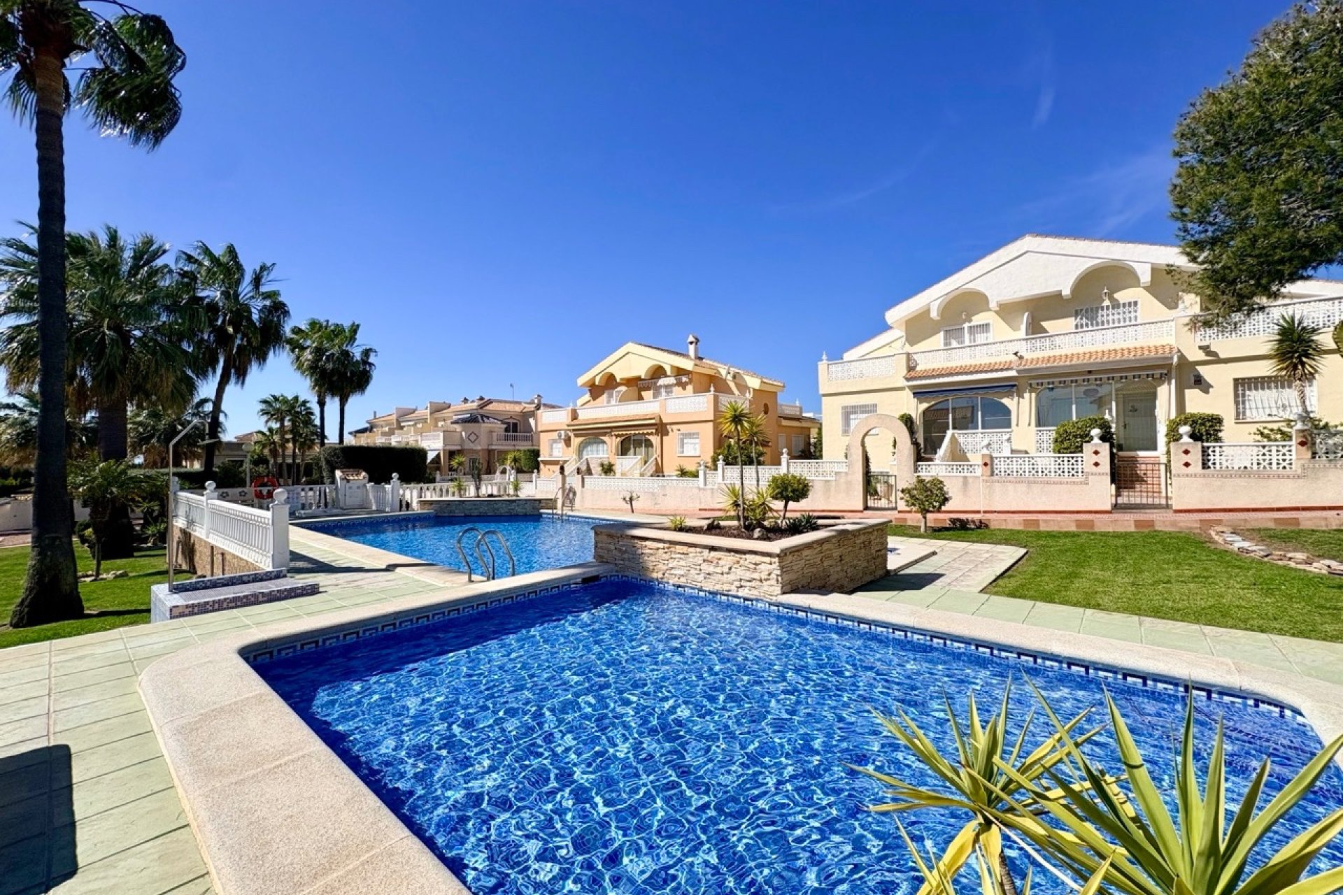 Resale - Villa - Rojales - Ciudad Quesada