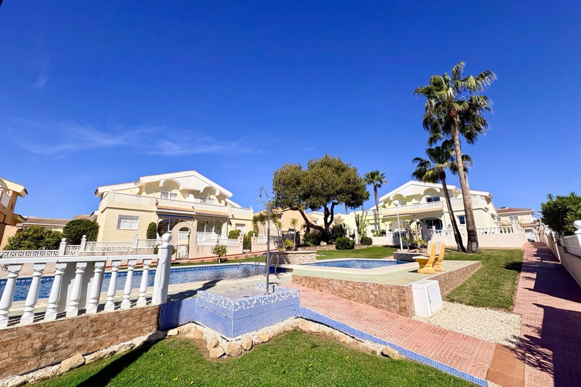 Resale - Villa - Rojales - Ciudad Quesada