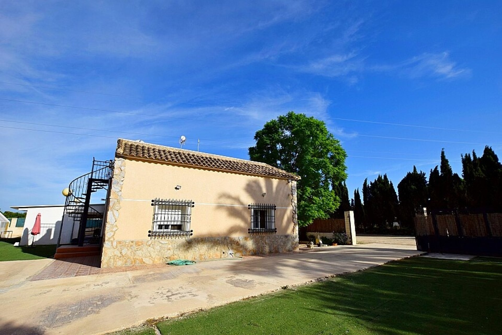 Resale - Villa - Rojales