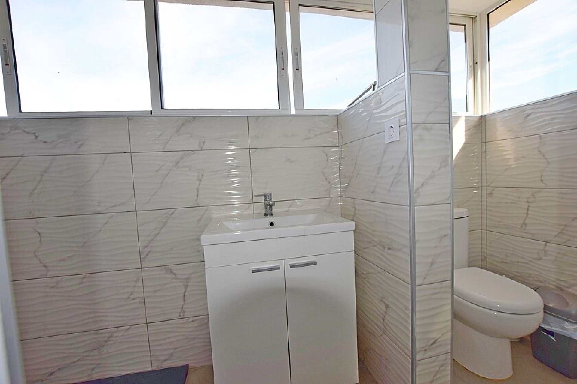 Resale - Villa - Rojales