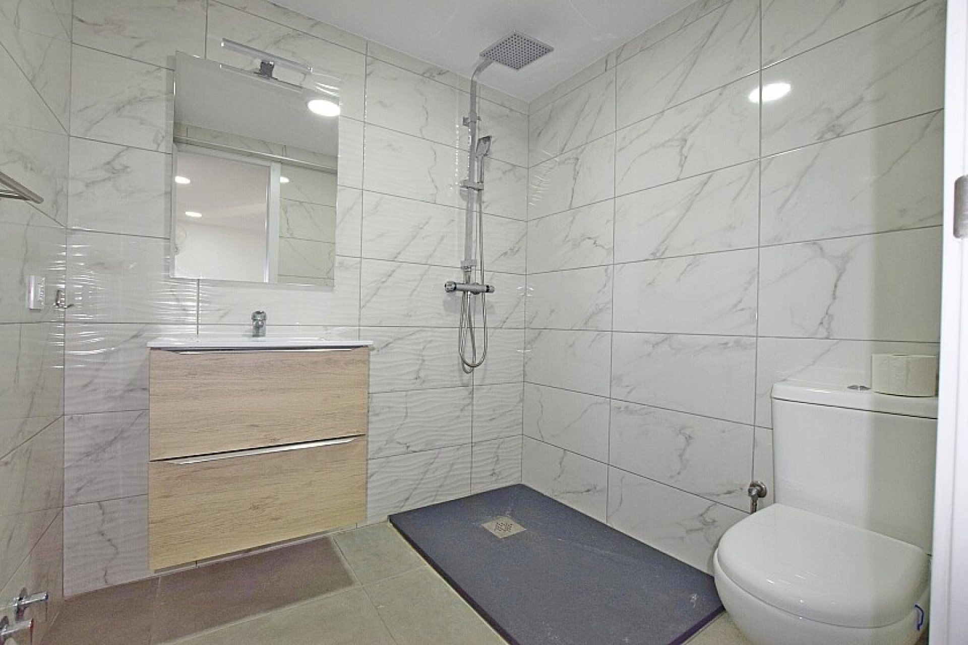 Resale - Villa - Rojales