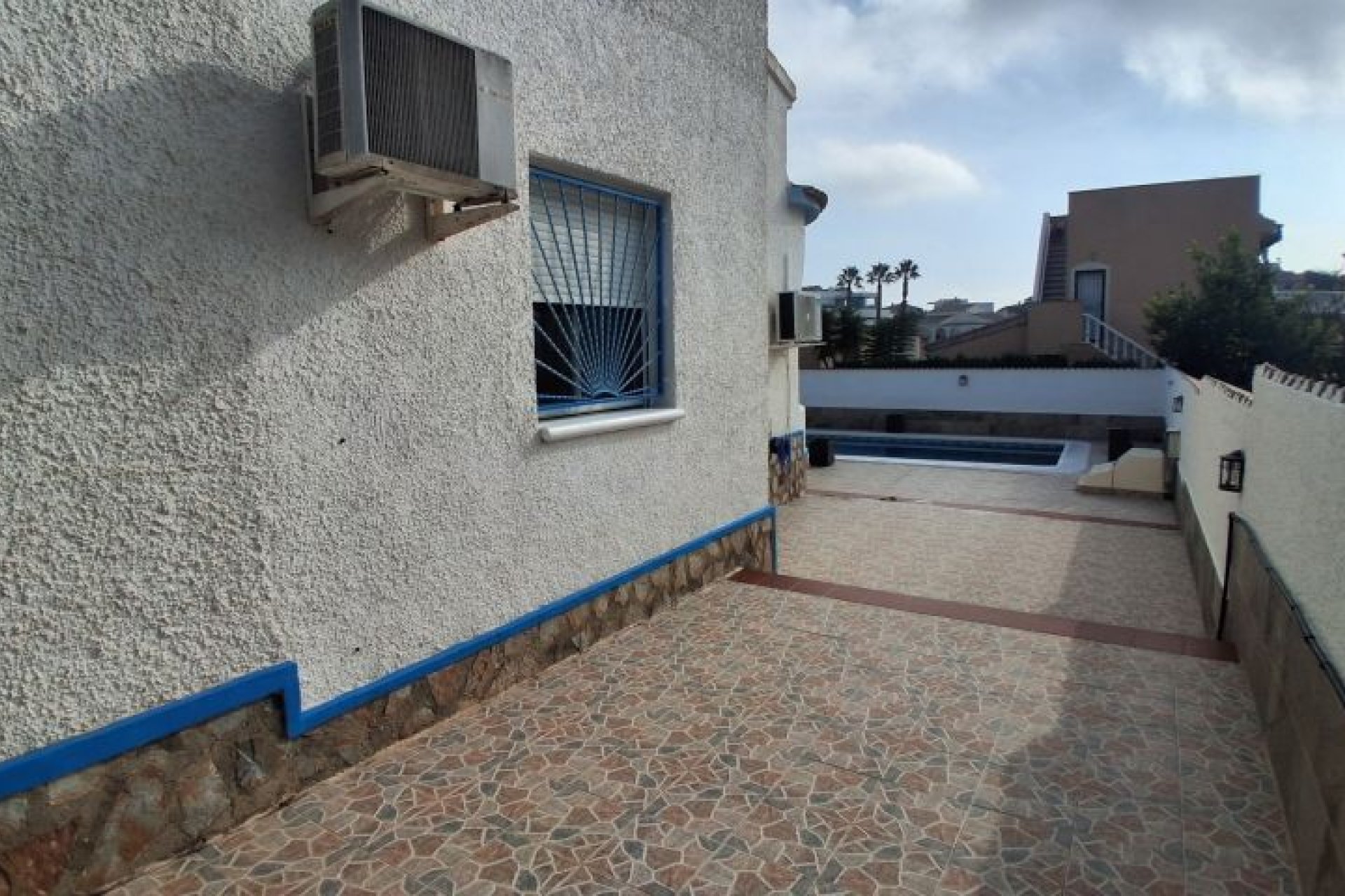 Resale - Villa - Rojales
