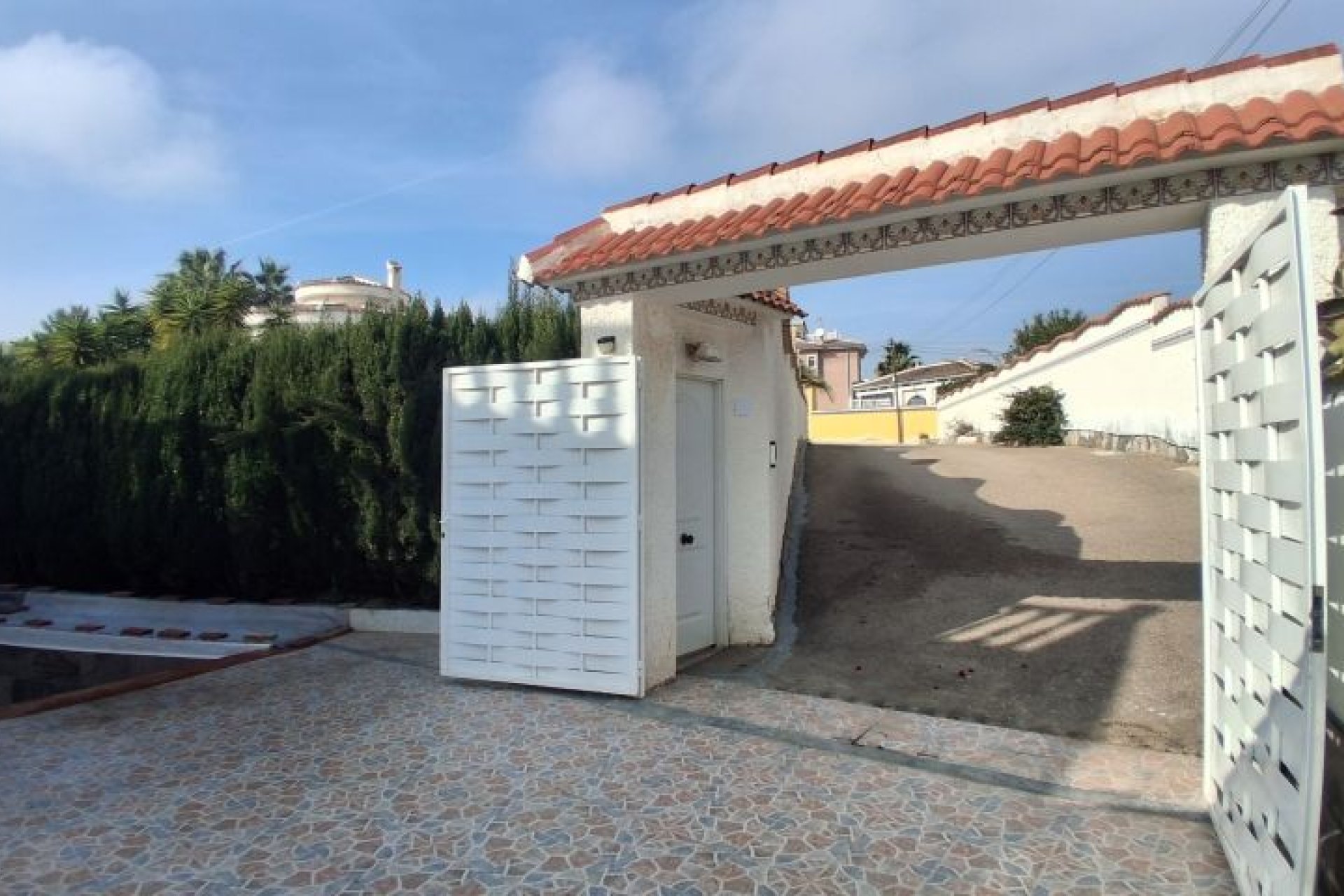 Resale - Villa - Rojales