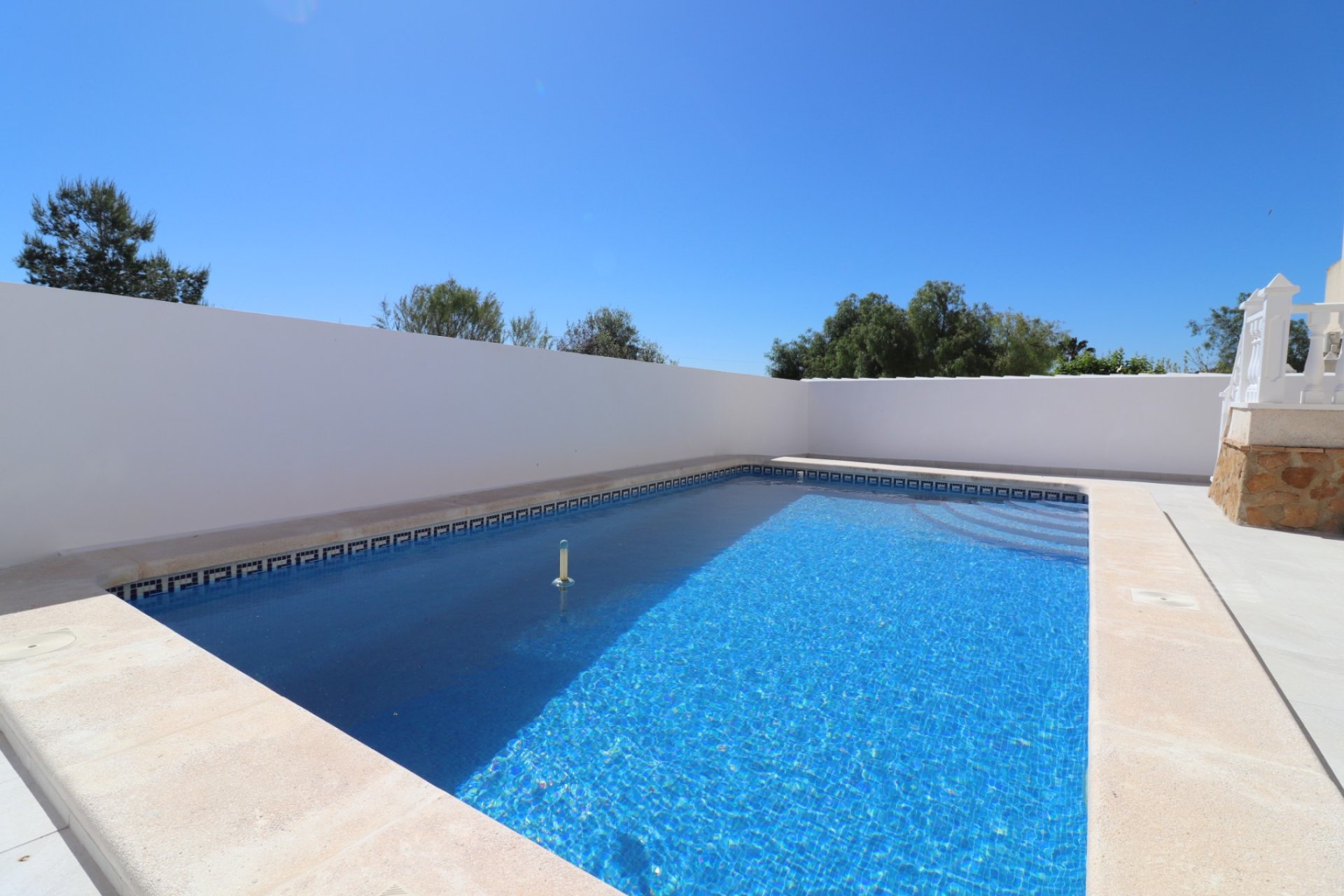 Resale - Villa - San Miguel de Salinas - Lake View Mansions
