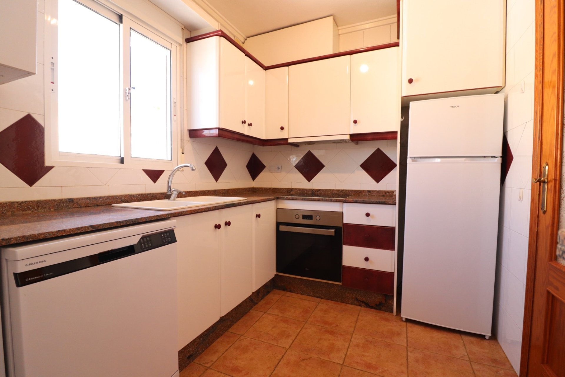 Resale - Villa - San Miguel de Salinas - Lake View Mansions