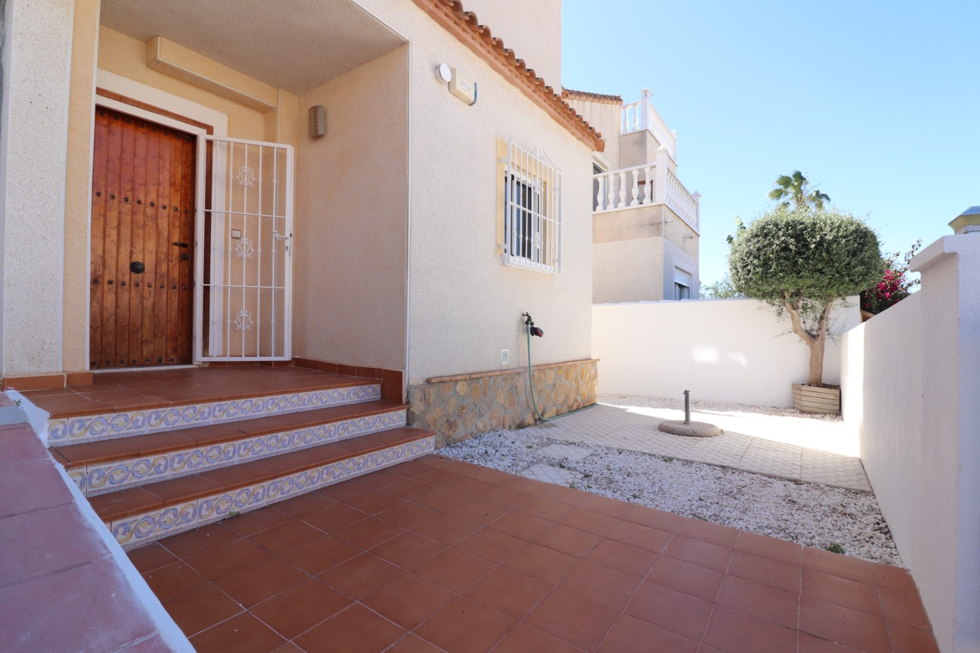 Resale - Villa - San Miguel de Salinas - Lake View Mansions
