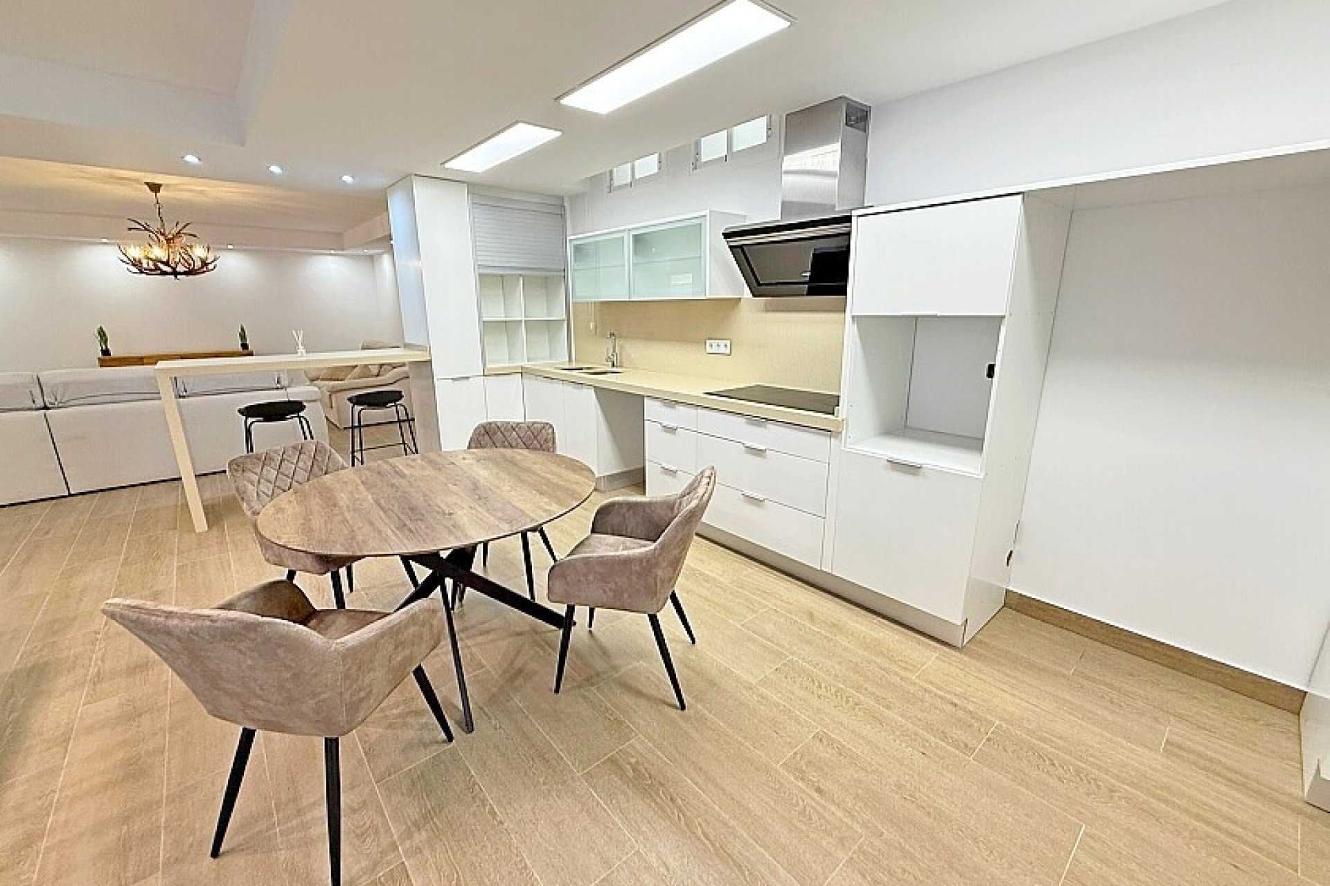 Resale - Villa - San Miguel de Salinas - Mirador de San Miguel