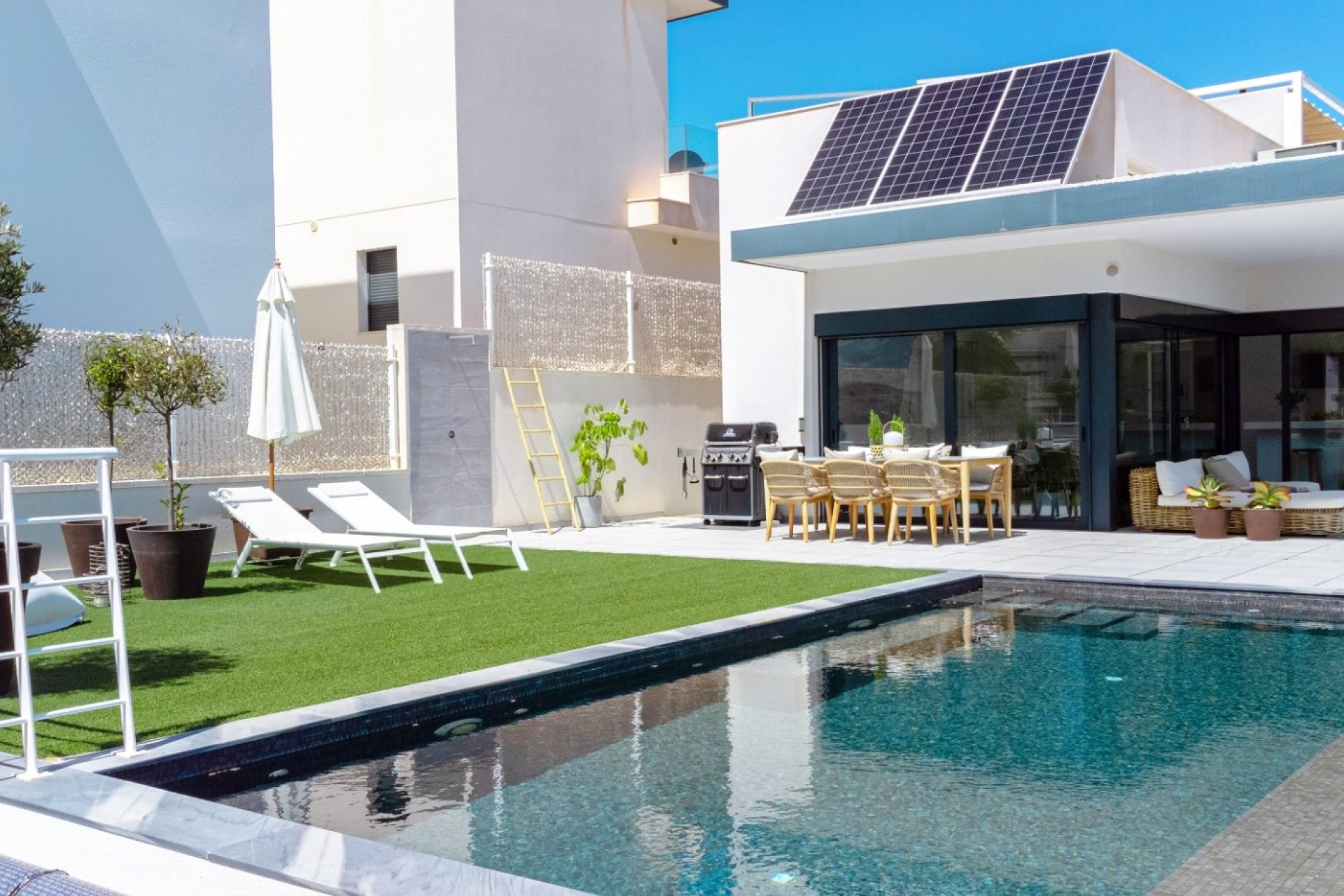 Resale - Villa - San Miguel de Salinas