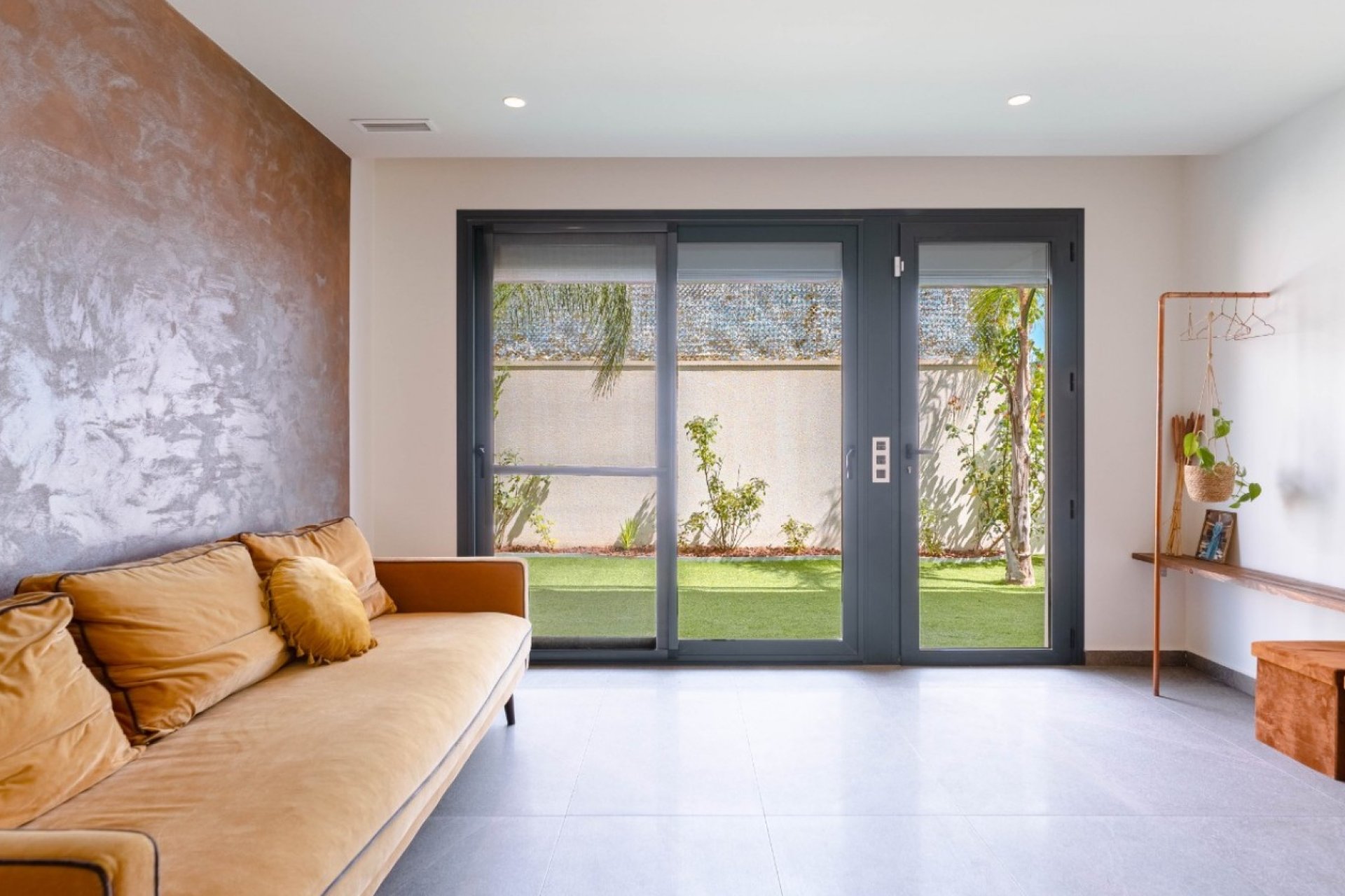 Resale - Villa - San Miguel de Salinas