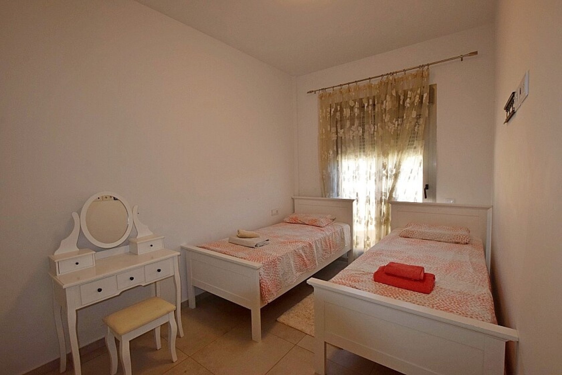 Resale - Villa - San Miguel de Salinas