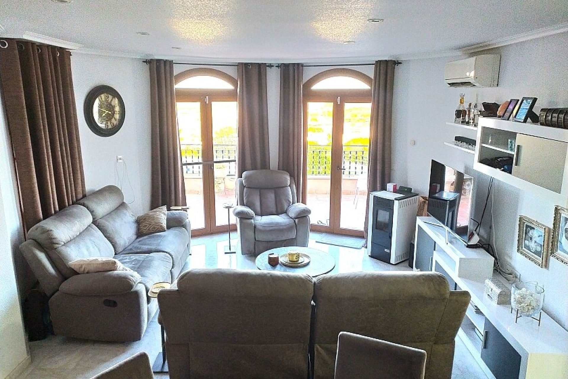 Resale - Villa - San Miguel de Salinas