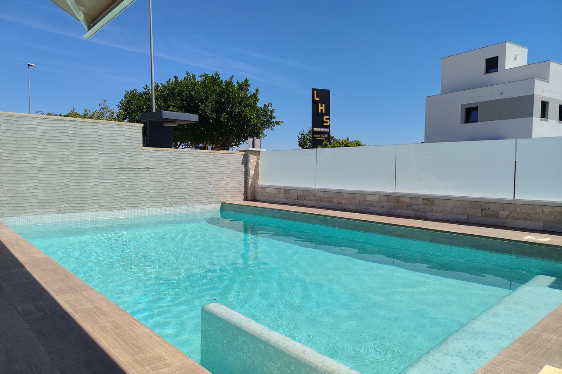 Resale - Villa - San Miguel de Salinas