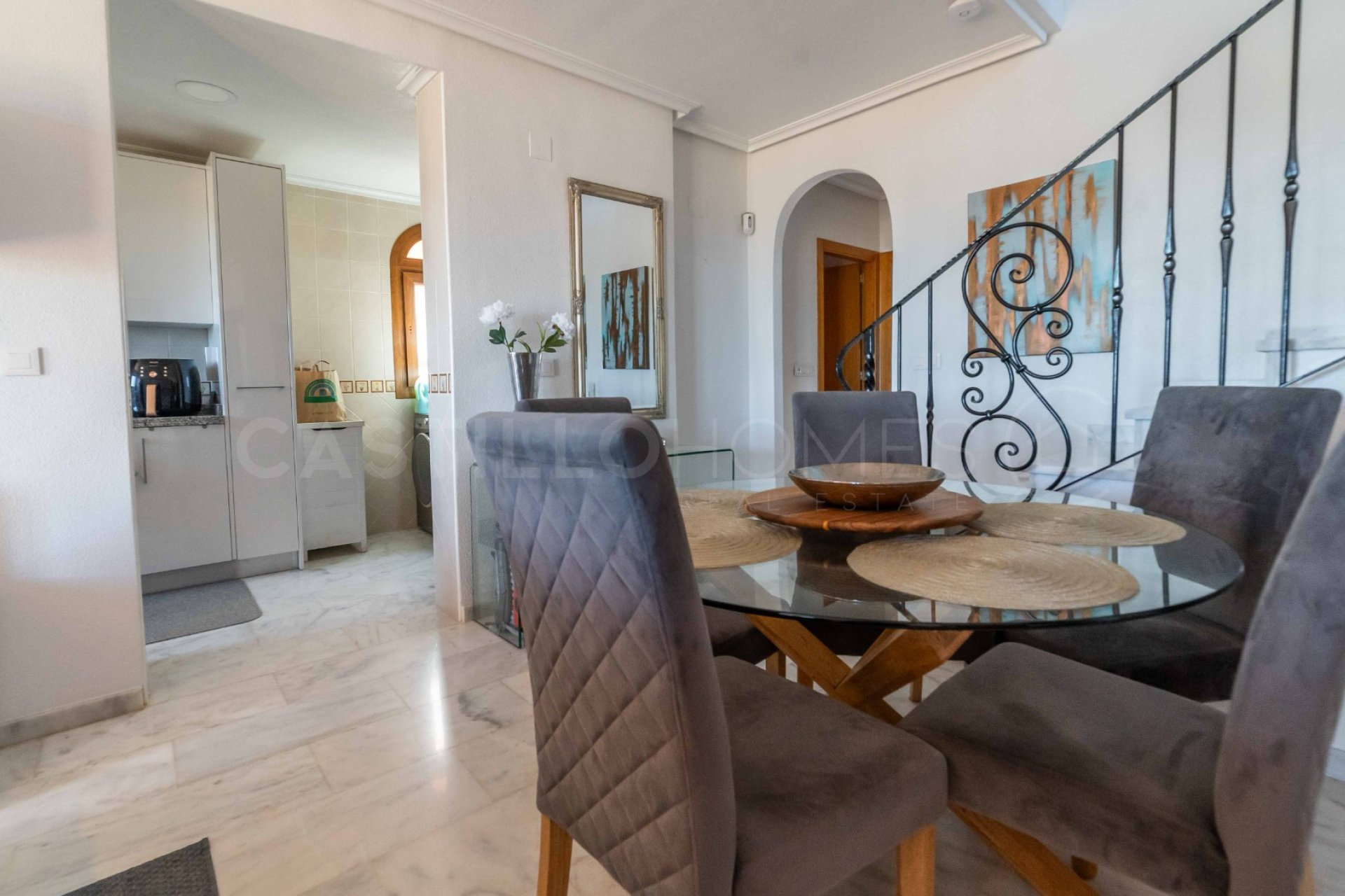 Resale - Villa - San Miguel de Salinas