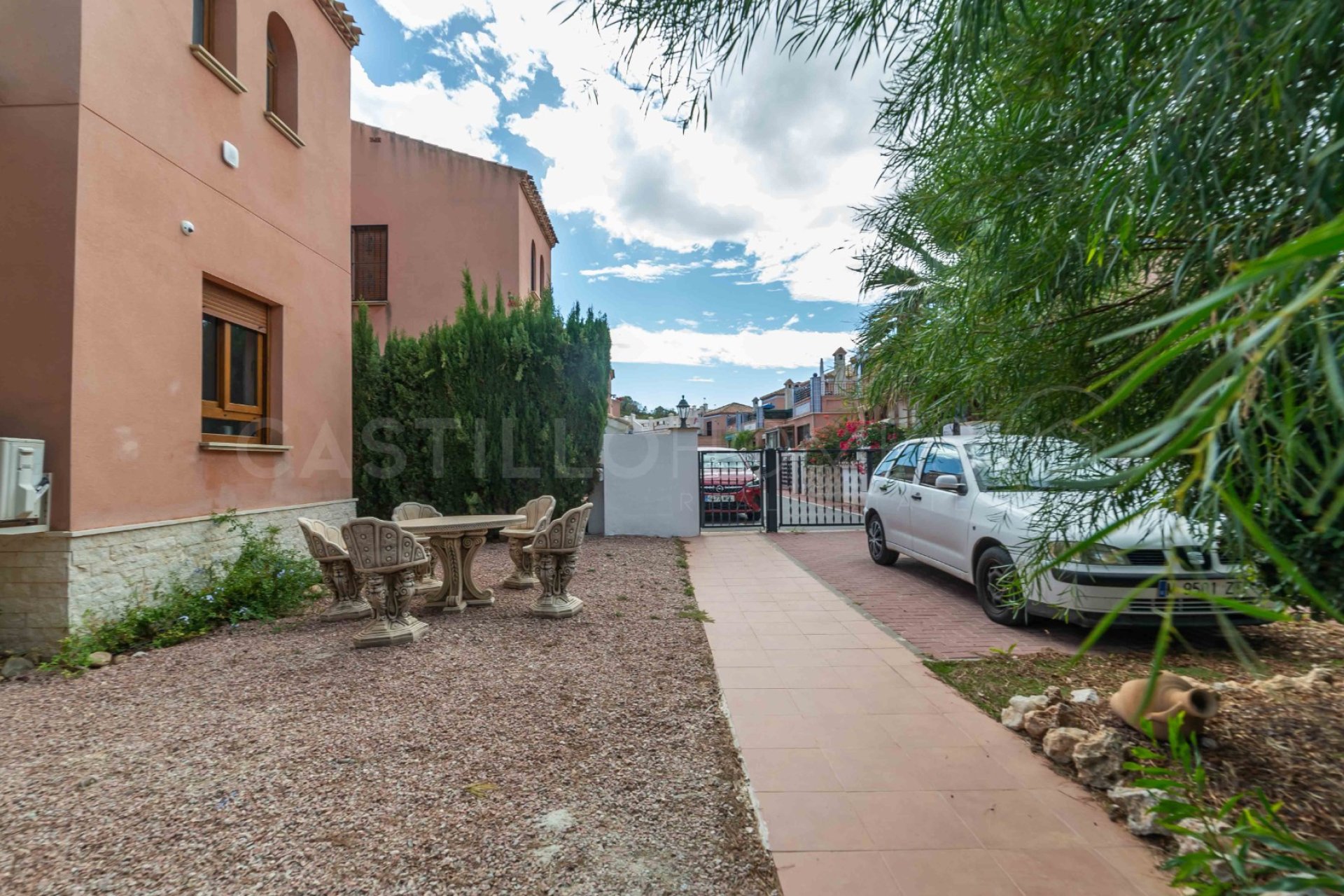 Resale - Villa - San Miguel de Salinas