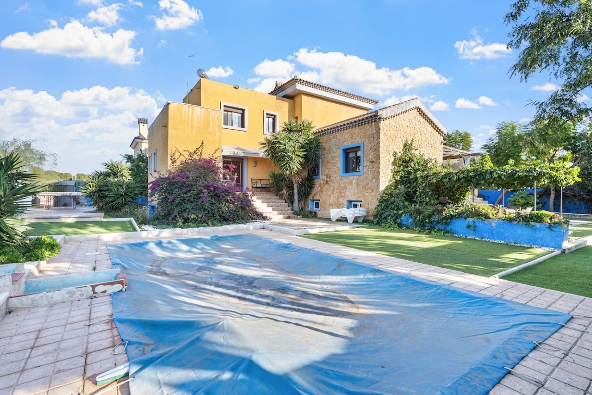 Resale - Villa - Santa Pola - El Poble Llevanti